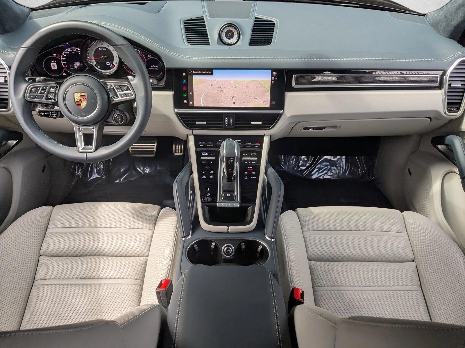 Thumbnail: 2023 Porsche Cayenne - 3