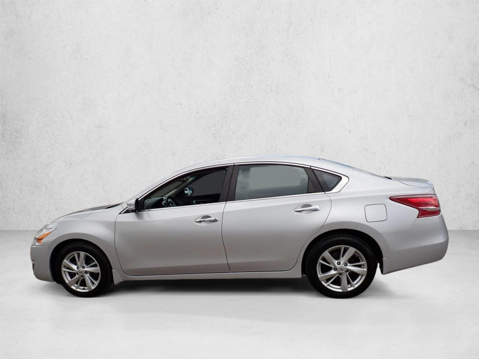 Thumbnail: 2013 Nissan Altima - 3