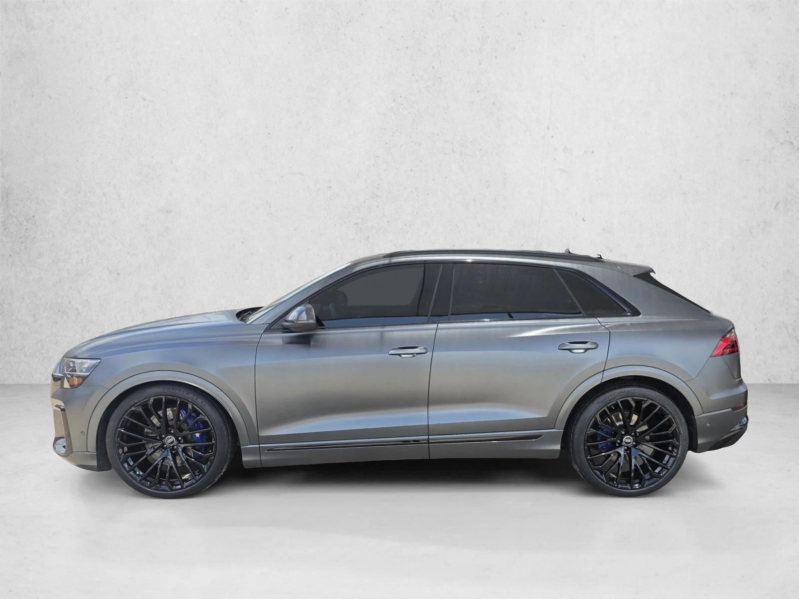 Thumbnail: 2024 Audi SQ8 - 2