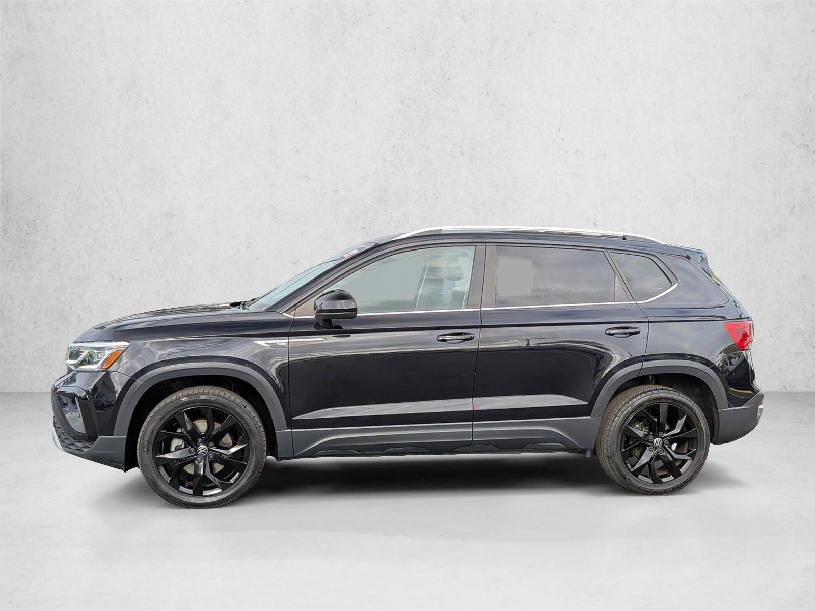 Thumbnail: 2022 Volkswagen Taos - 2