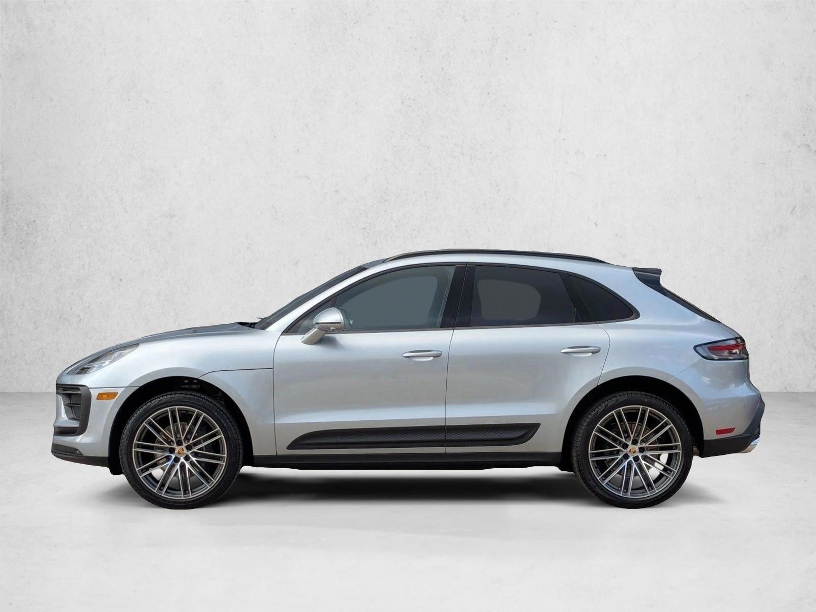 Thumbnail: 2026 Porsche Macan - 2