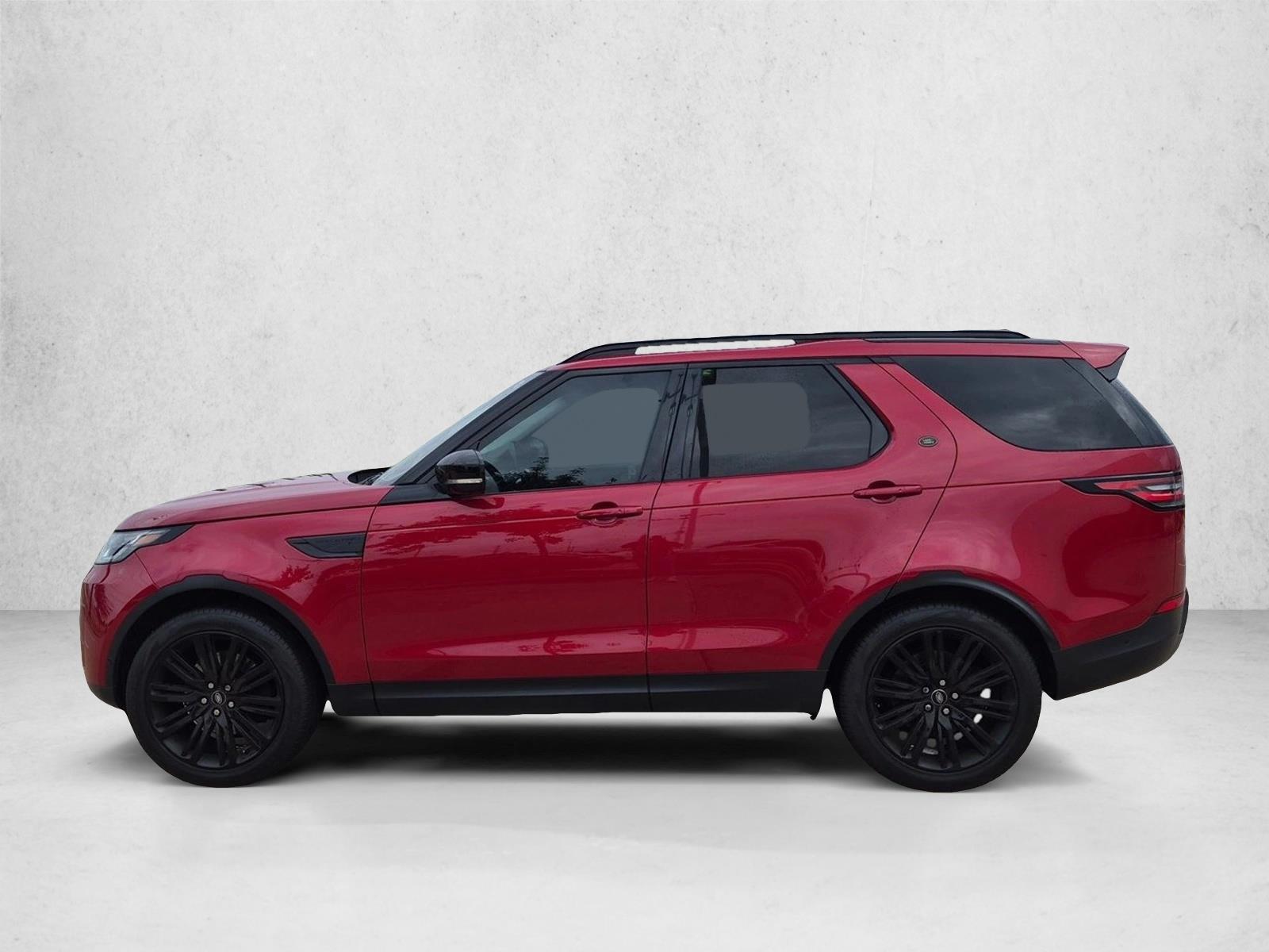Thumbnail: 2017 Land Rover Discovery - 2