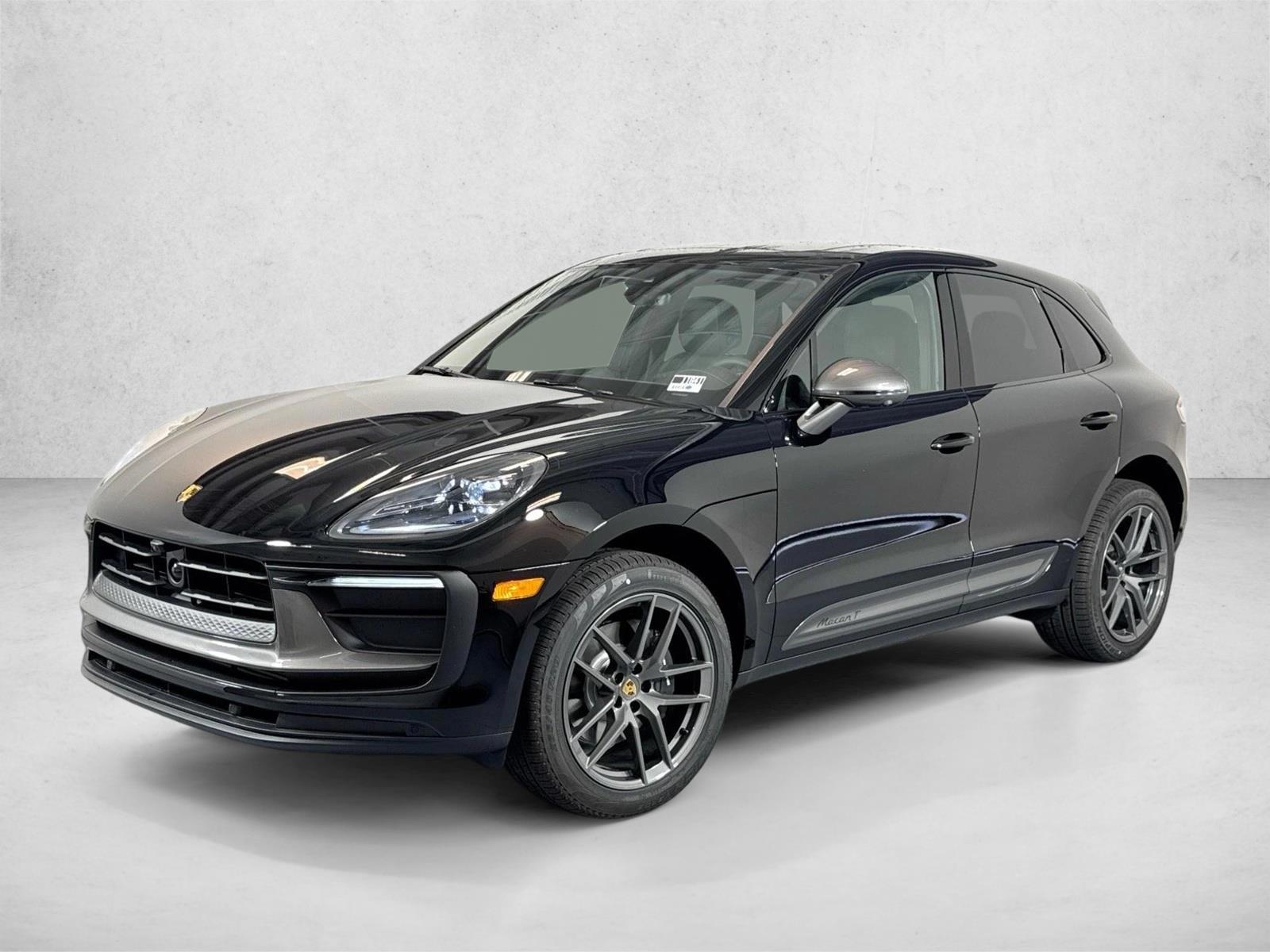 Thumbnail: 2026 Porsche Macan - 1