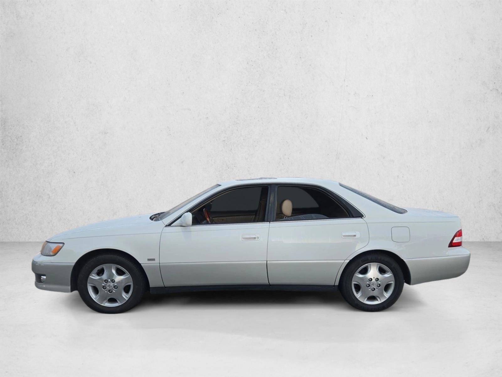 Thumbnail: 2000 Lexus ES - 2
