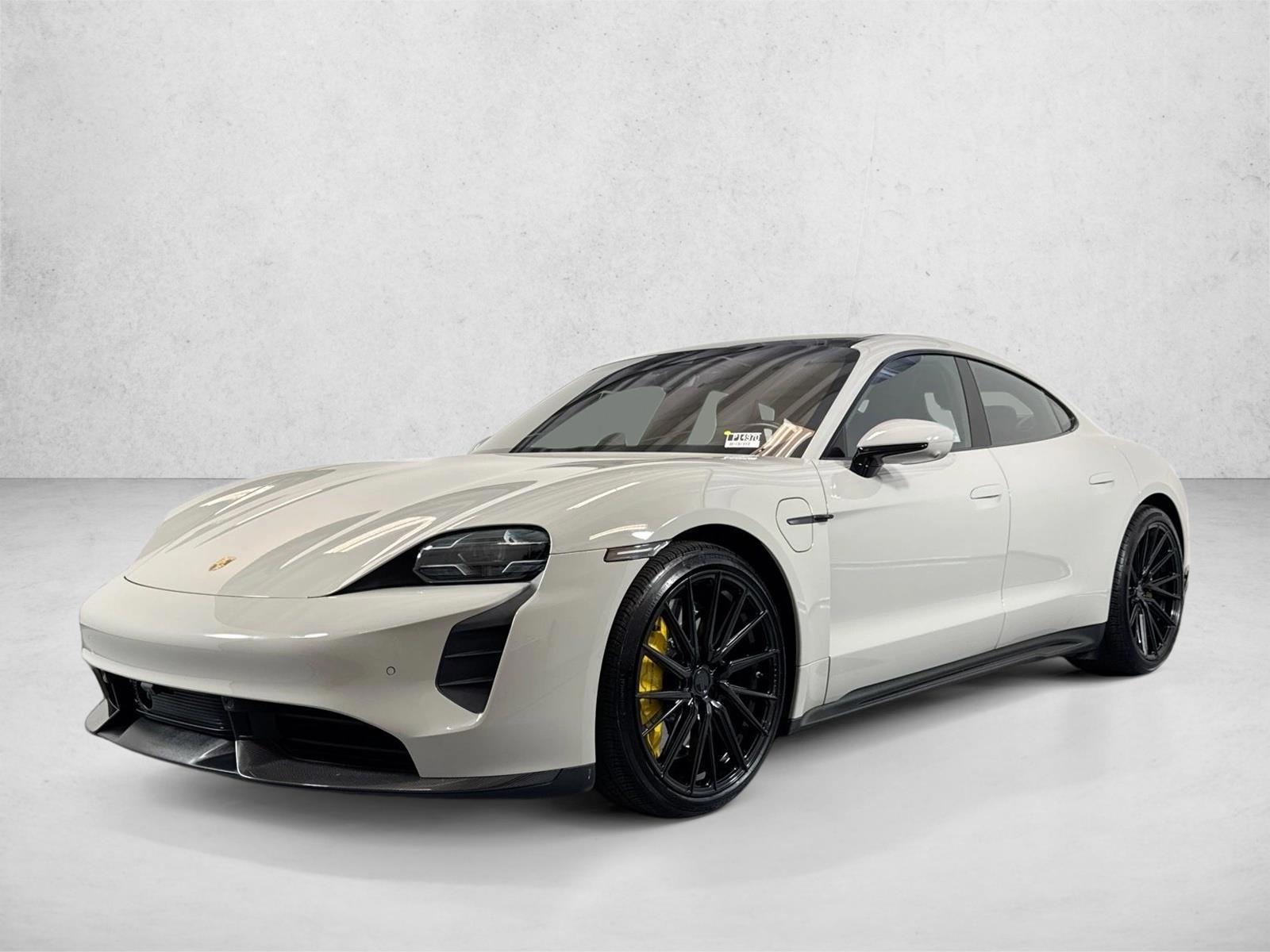 Thumbnail: 2021 Porsche Taycan - 1