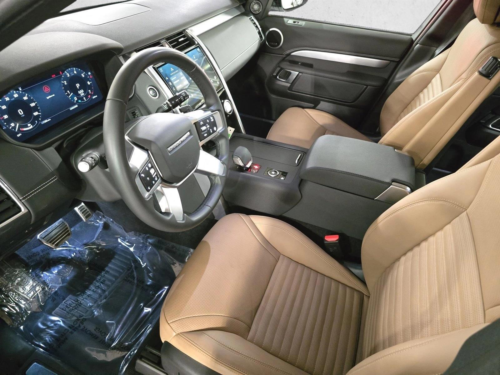2025 Land Rover Discovery Dynamic SE - Photo 17
