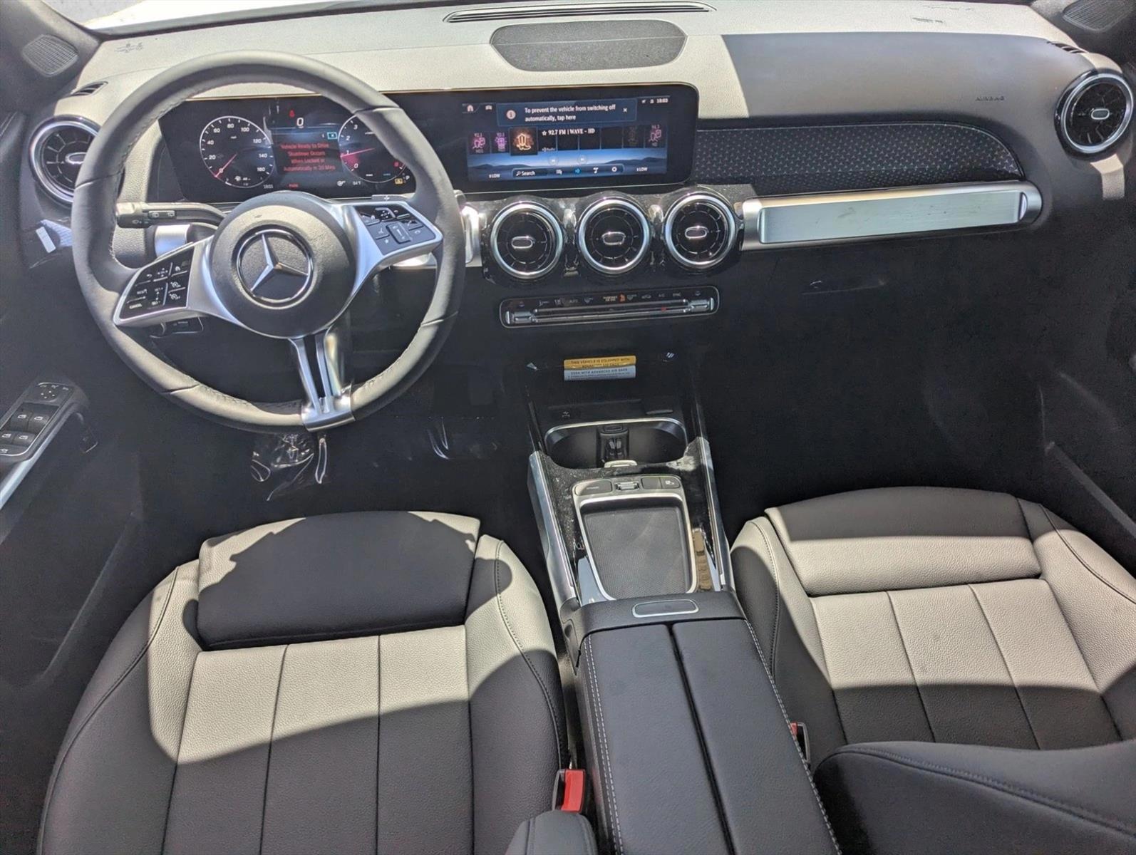 Thumbnail: 2026 Mercedes-Benz GLB - 3
