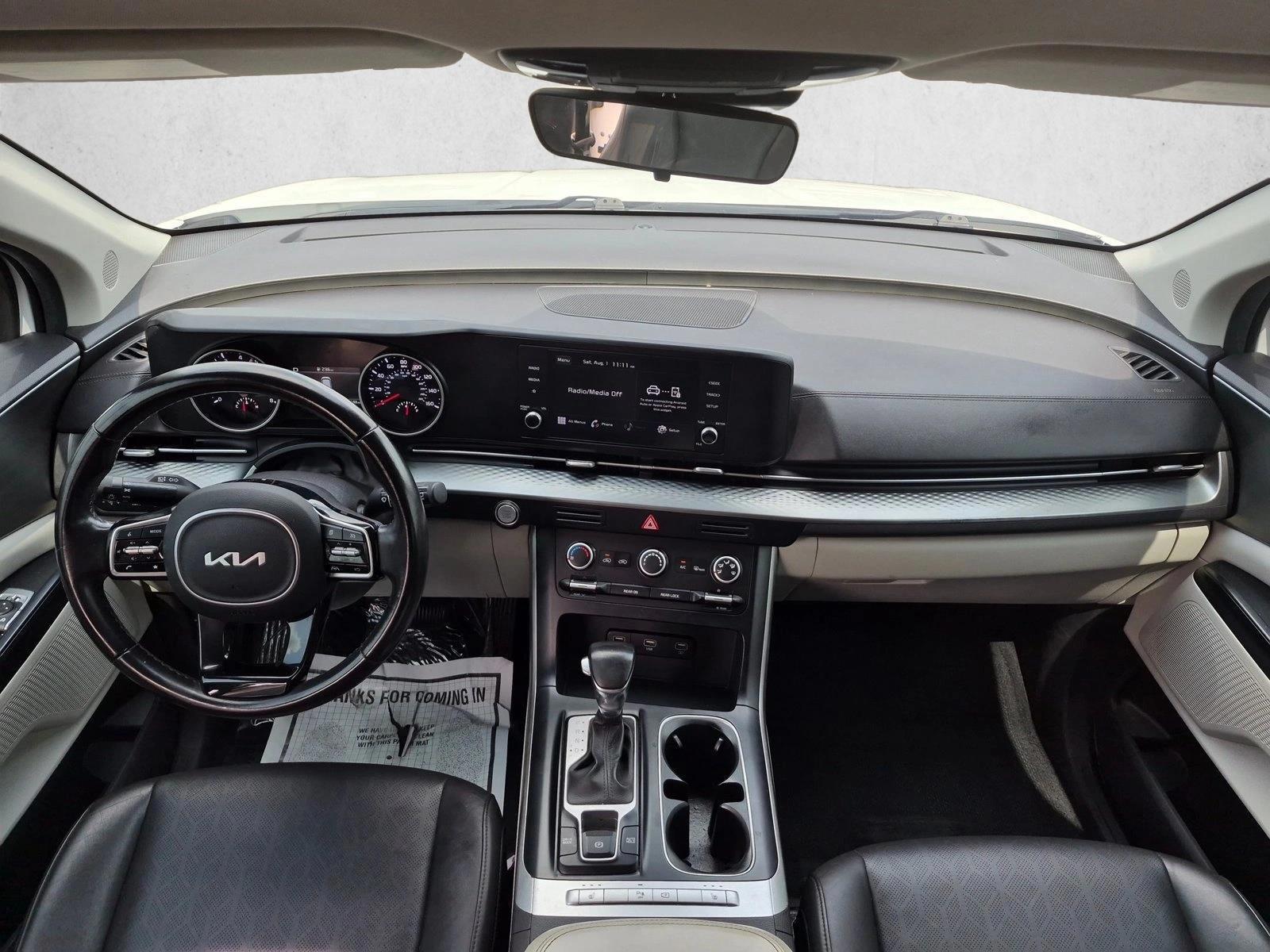 Thumbnail: 2022 Kia Carnival - 3