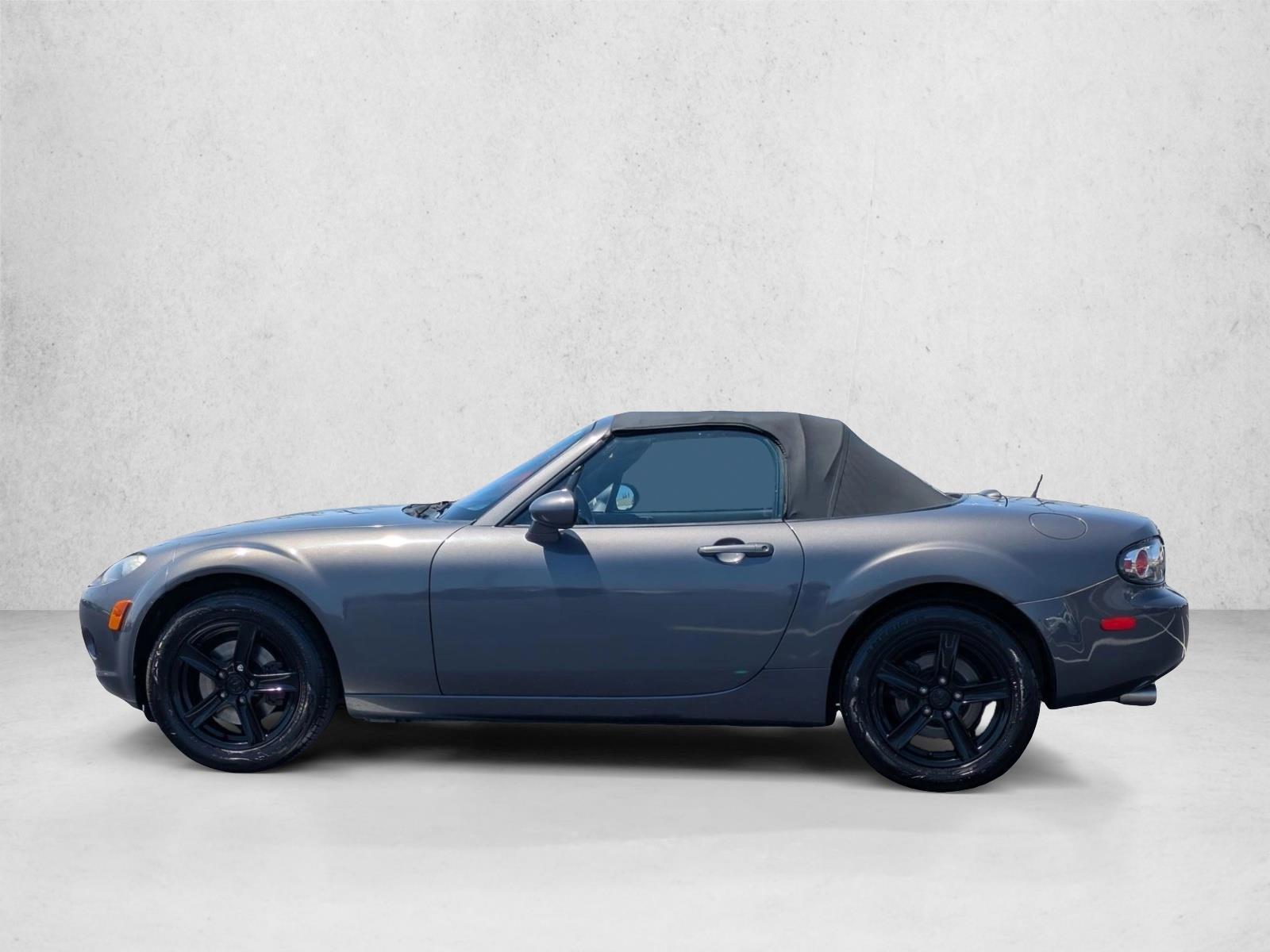 Thumbnail: 2006 Mazda MX-5 Miata - 2