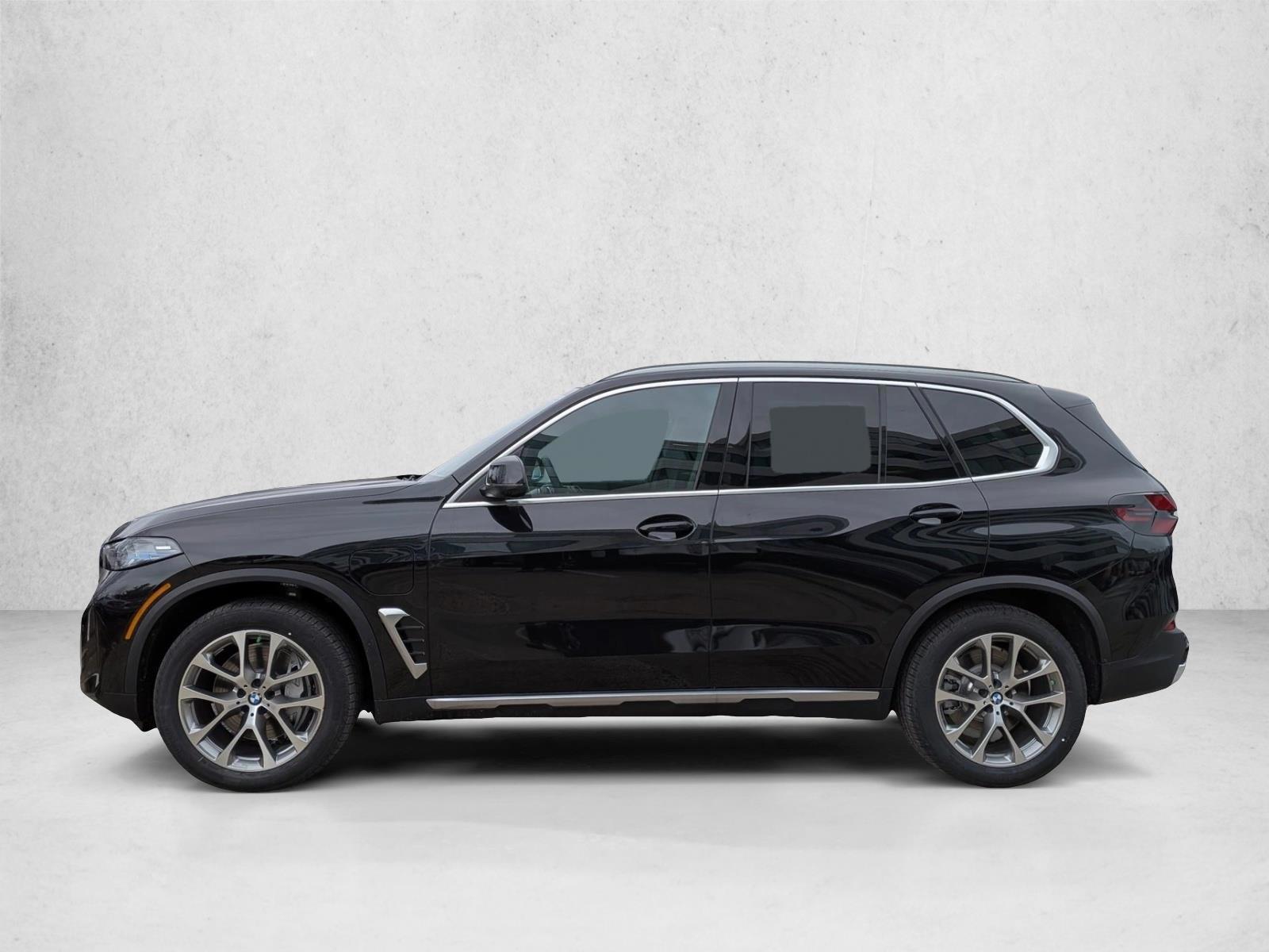 Thumbnail: 2026 BMW X5 - 2