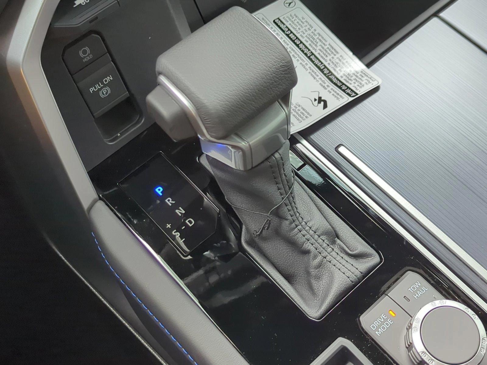 2025 Toyota Tundra Platinum - Photo 12