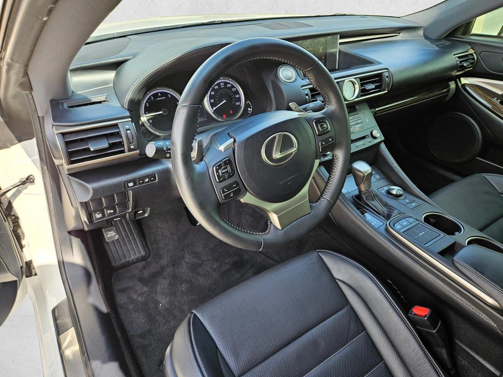 Thumbnail: 2015 Lexus RC - 3