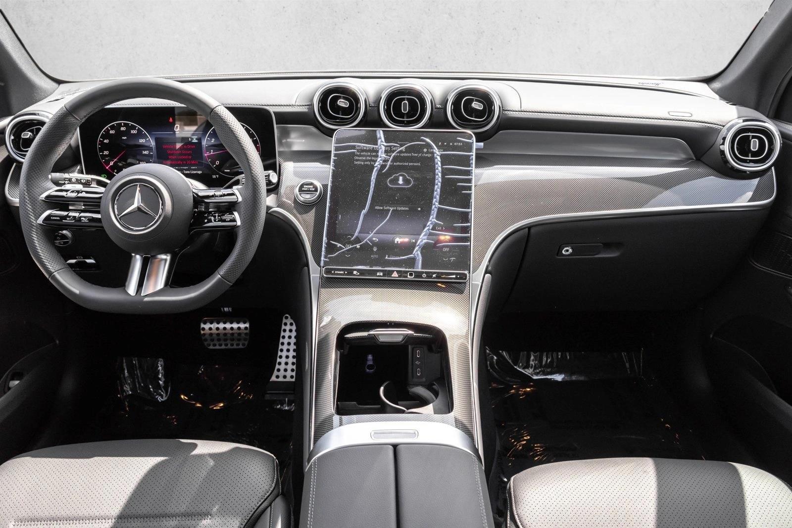 Thumbnail: 2026 Mercedes-Benz GLC - 4