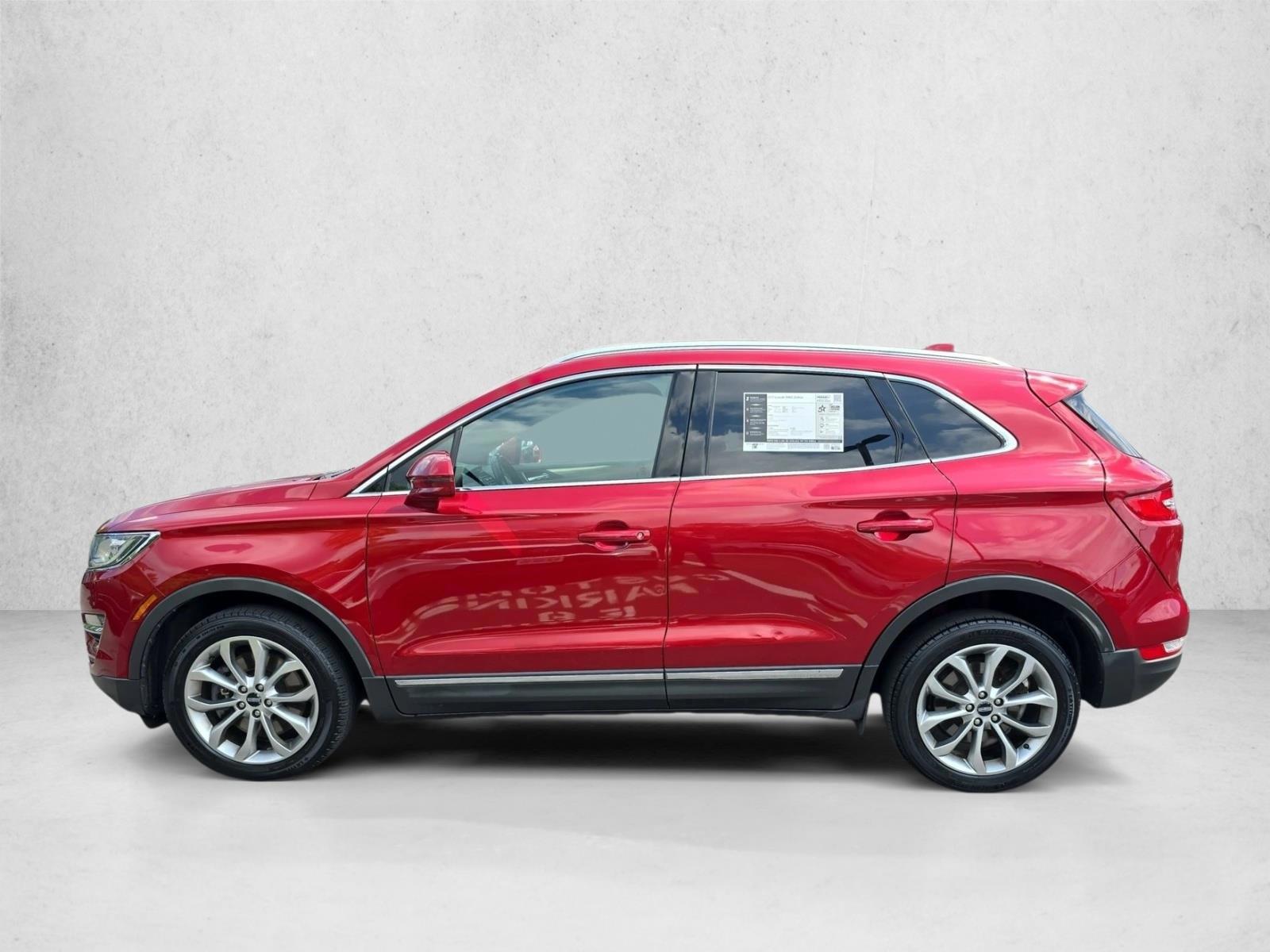 Thumbnail: 2017 Lincoln MKC - 2