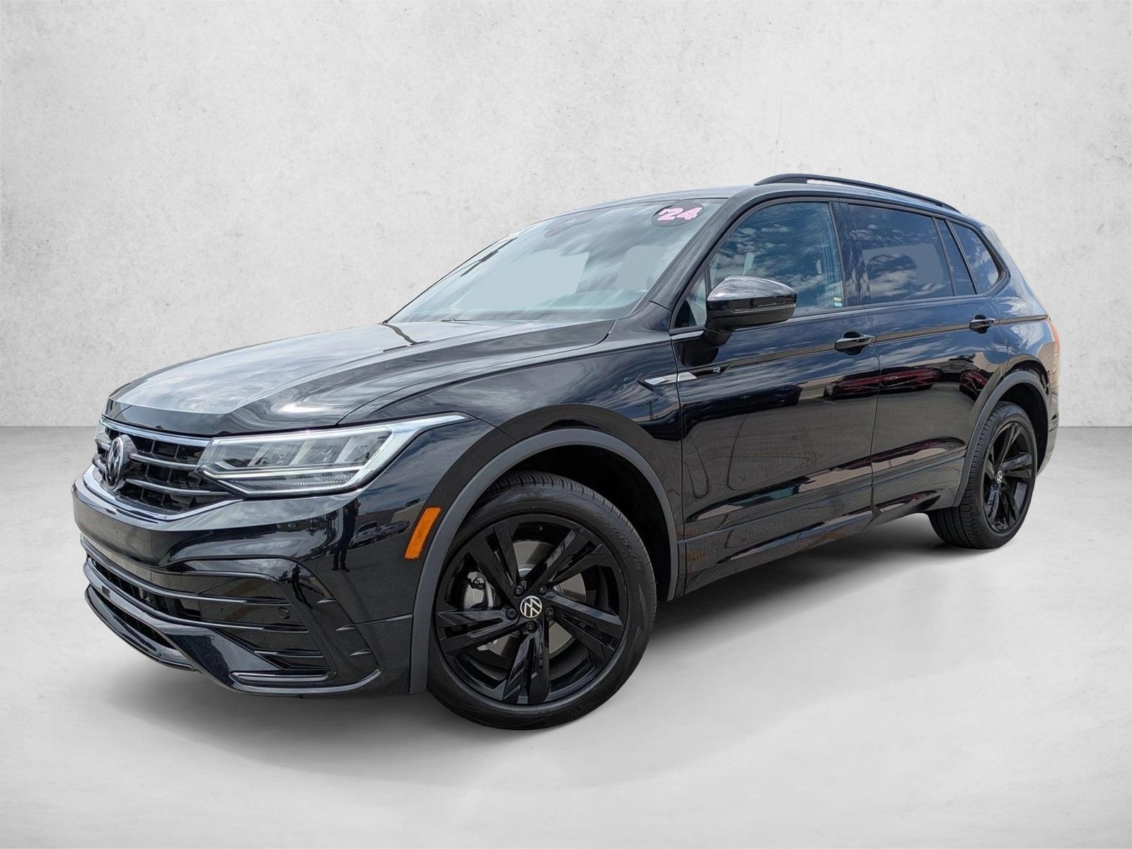 Thumbnail: 2024 Volkswagen Tiguan - 1