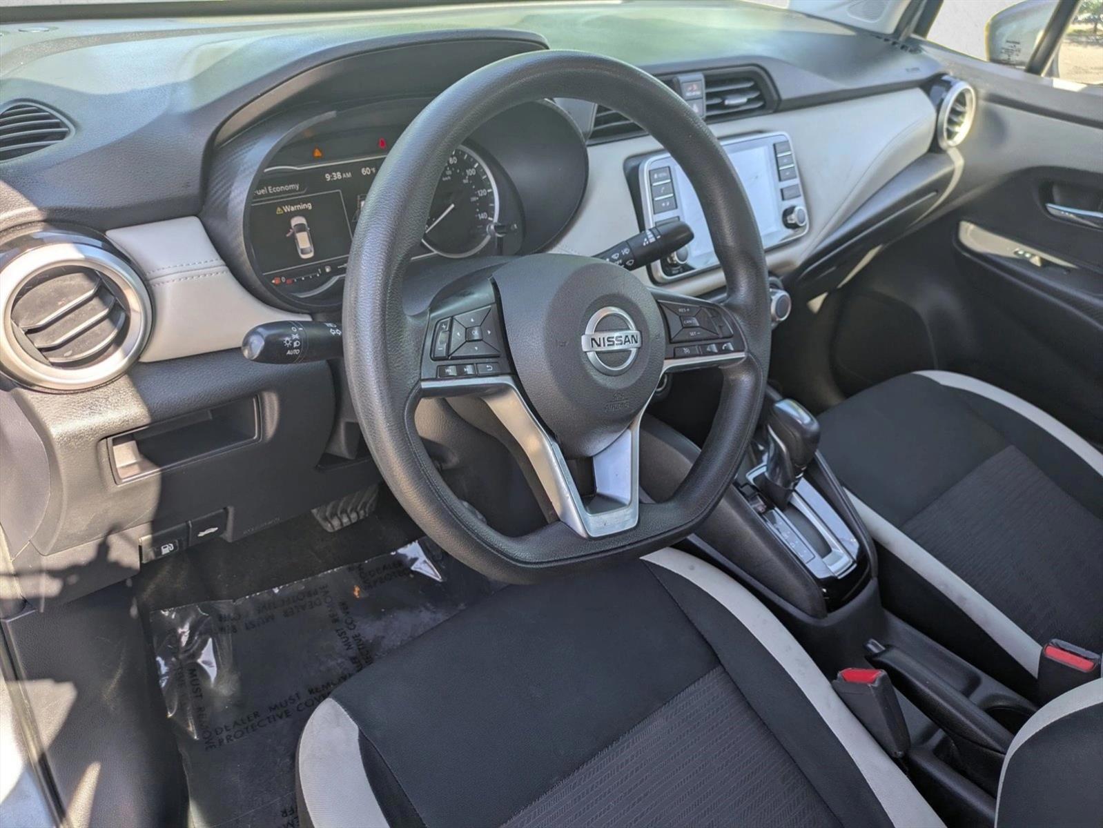 Thumbnail: 2020 Nissan Versa - 3