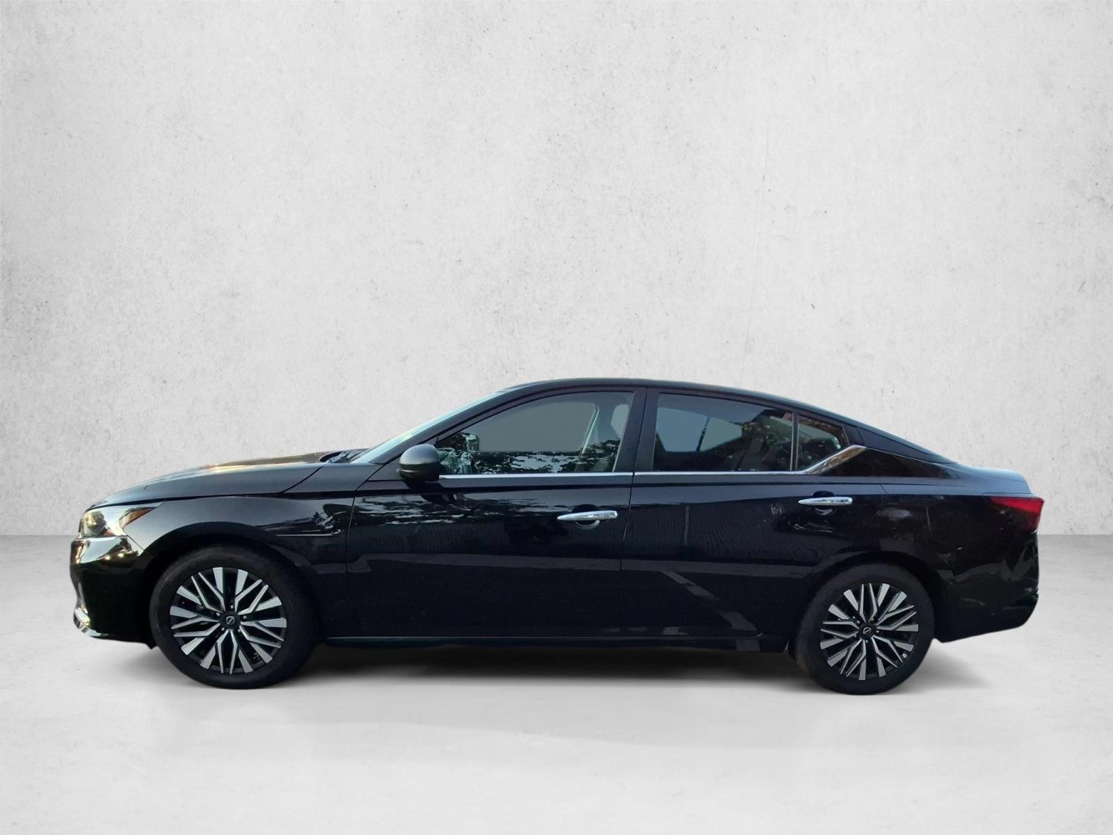 Thumbnail: 2025 Nissan Altima - 2
