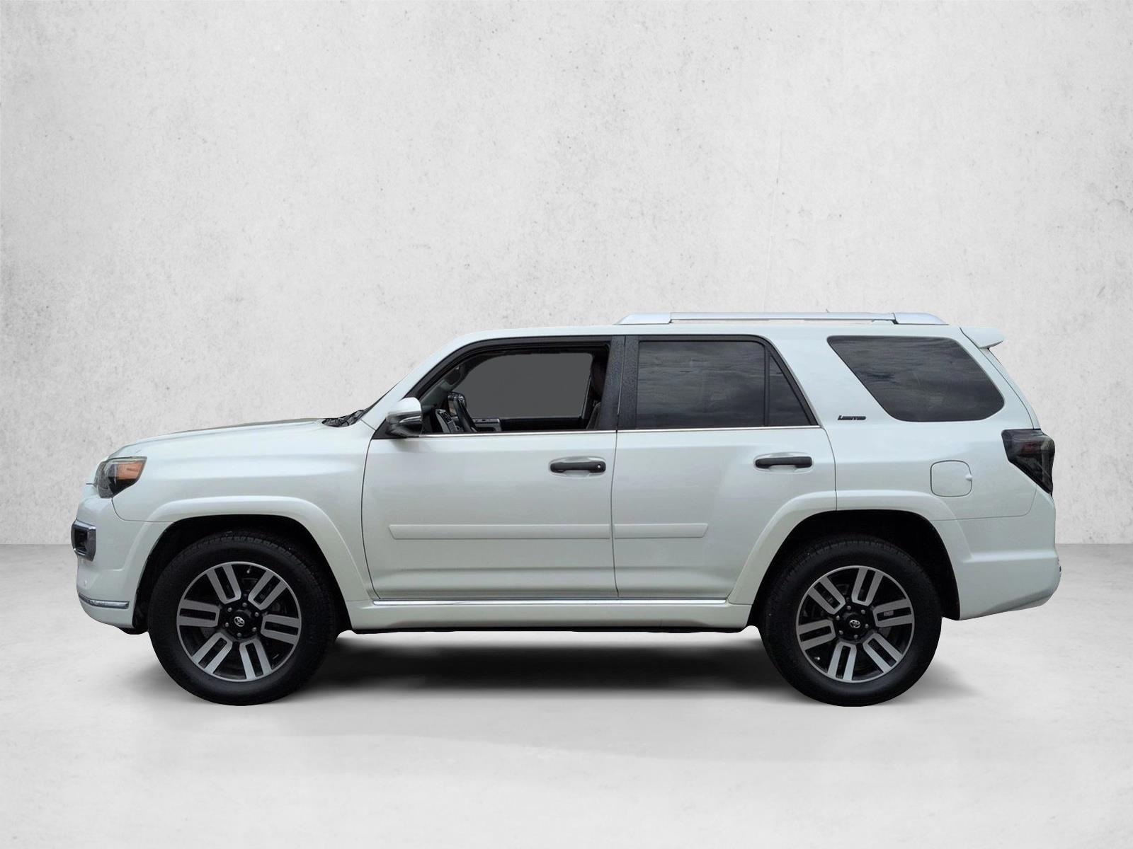 Thumbnail: 2021 Toyota 4Runner - 3