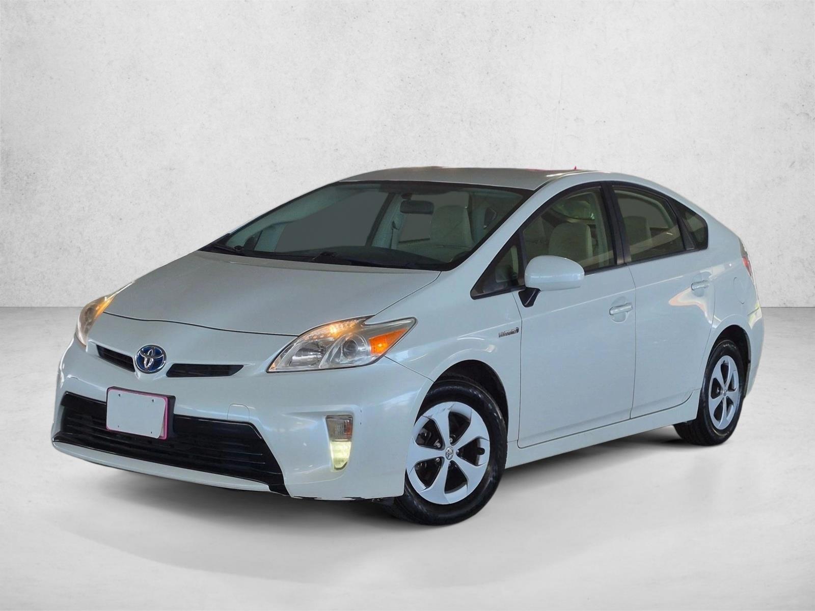 Thumbnail: 2013 Toyota Prius - 1