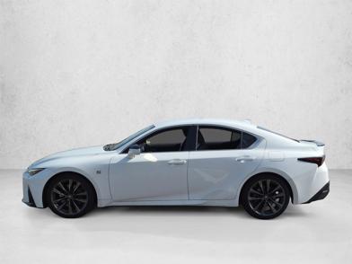 2021 Lexus IS