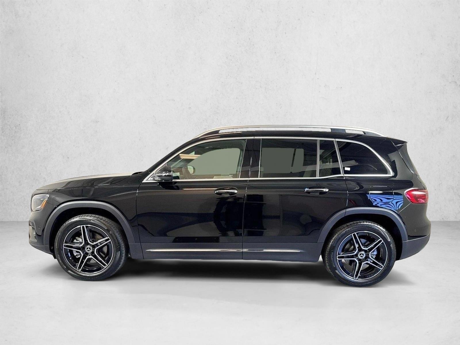 Thumbnail: 2026 Mercedes-Benz GLB - 2