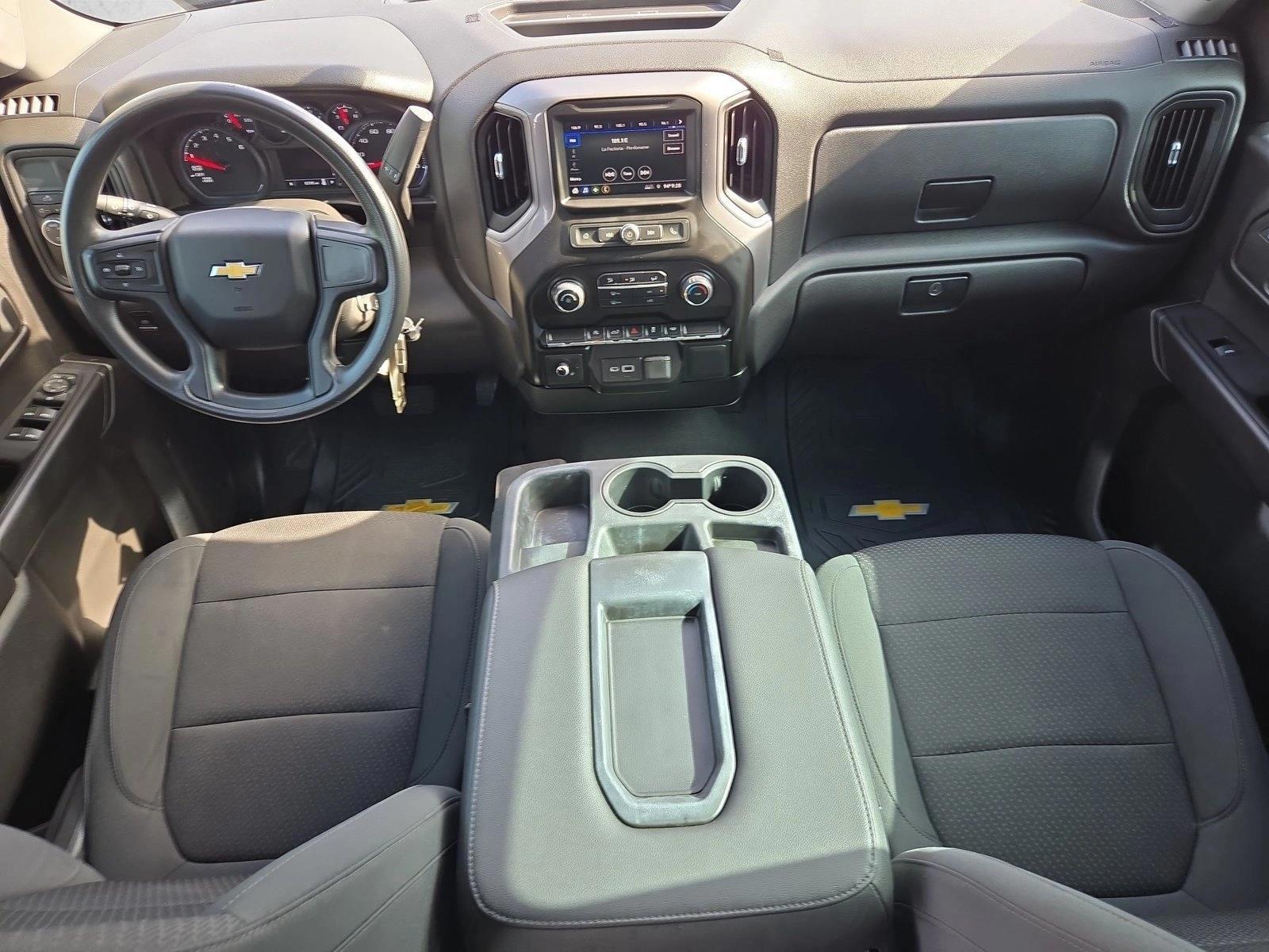 Thumbnail: 2022 Chevrolet Silverado 1500 - 3