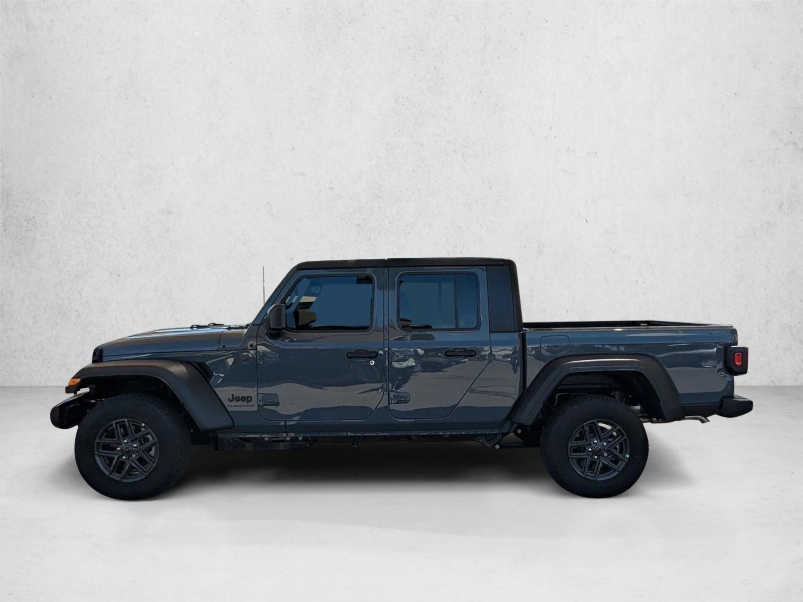 Thumbnail: 2026 Jeep Gladiator - 2