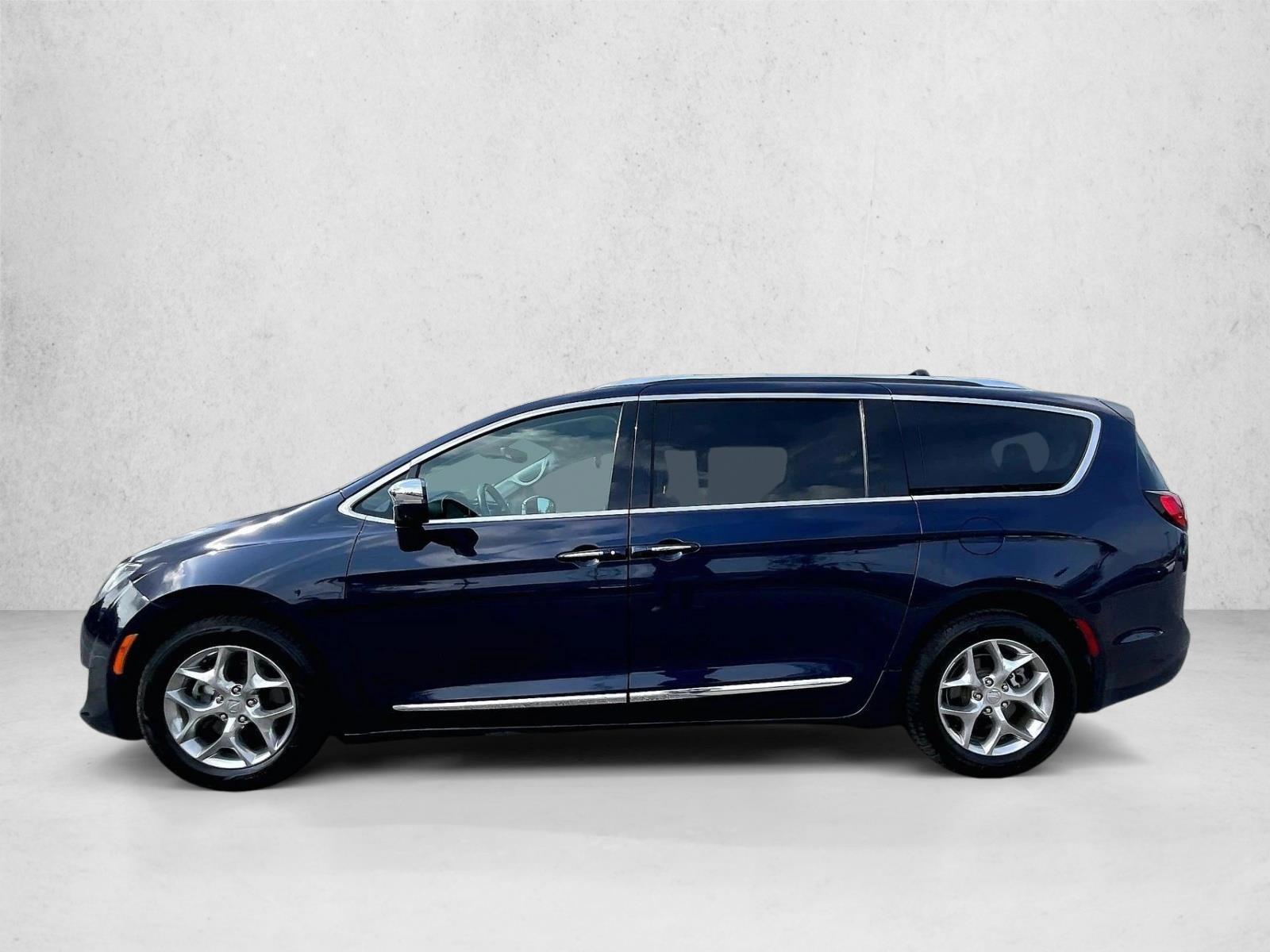 Thumbnail: 2018 Chrysler Pacifica - 2