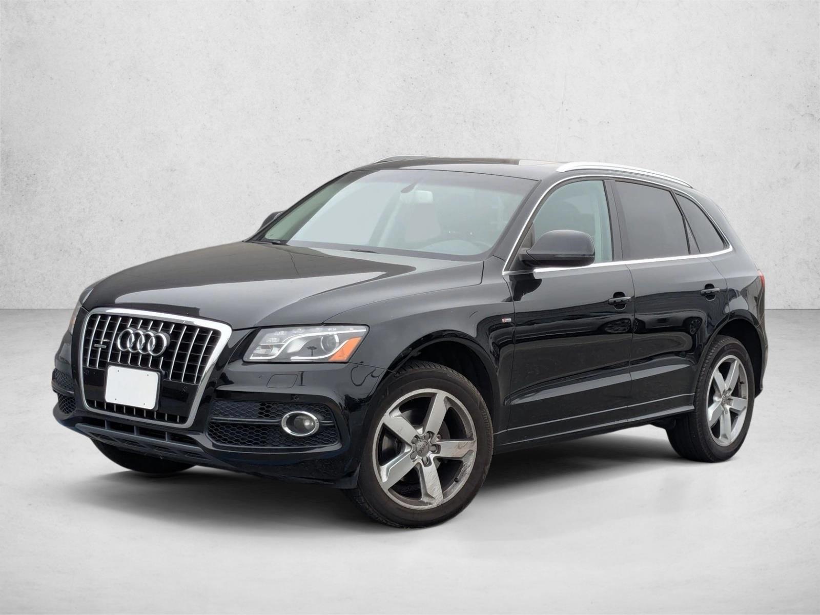 Thumbnail: 2011 Audi Q5 - 1
