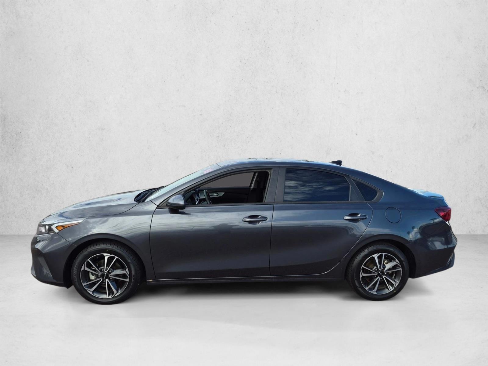 Thumbnail: 2023 Kia Forte - 2