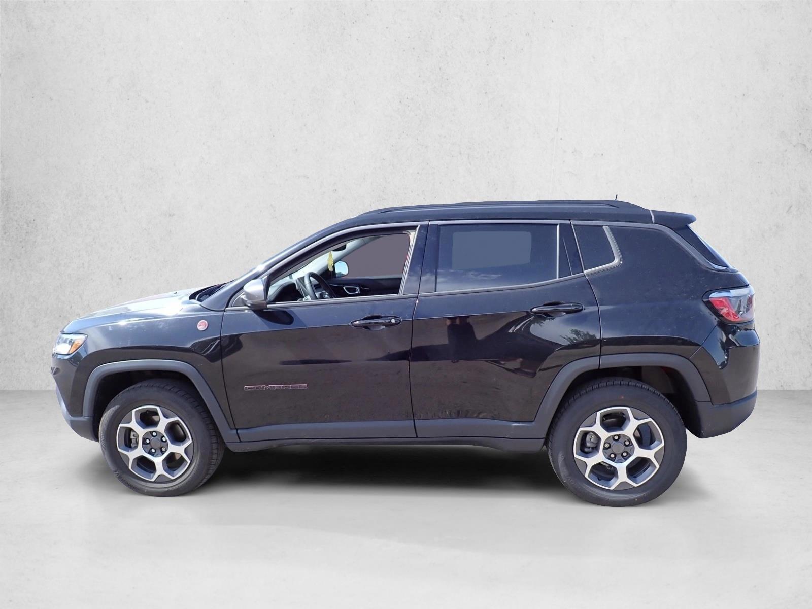 Thumbnail: 2022 Jeep Compass - 4