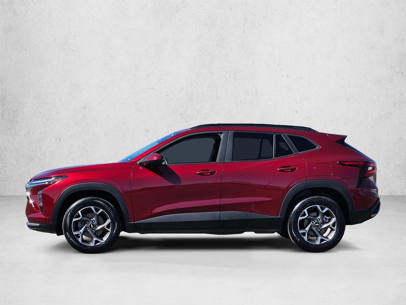 Thumbnail: 2025 Chevrolet Trax - 2