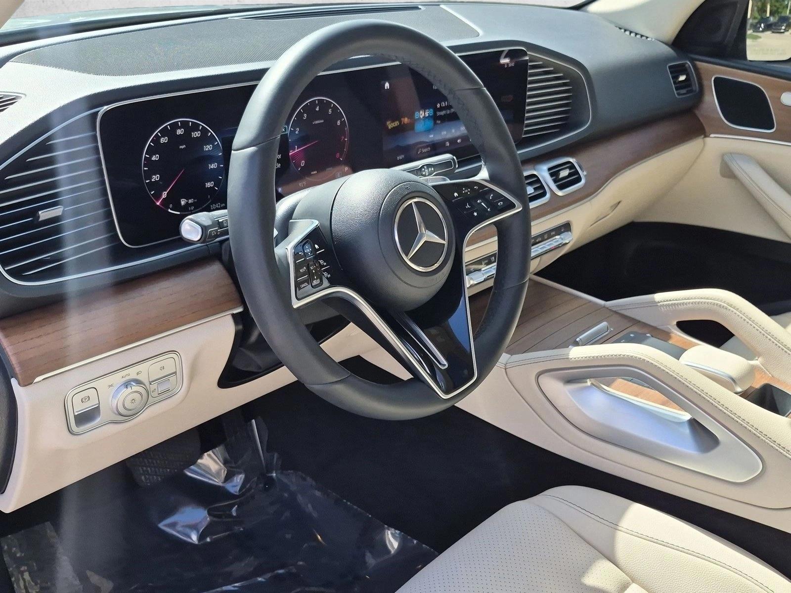 Thumbnail: 2024 Mercedes-Benz GLE - 3