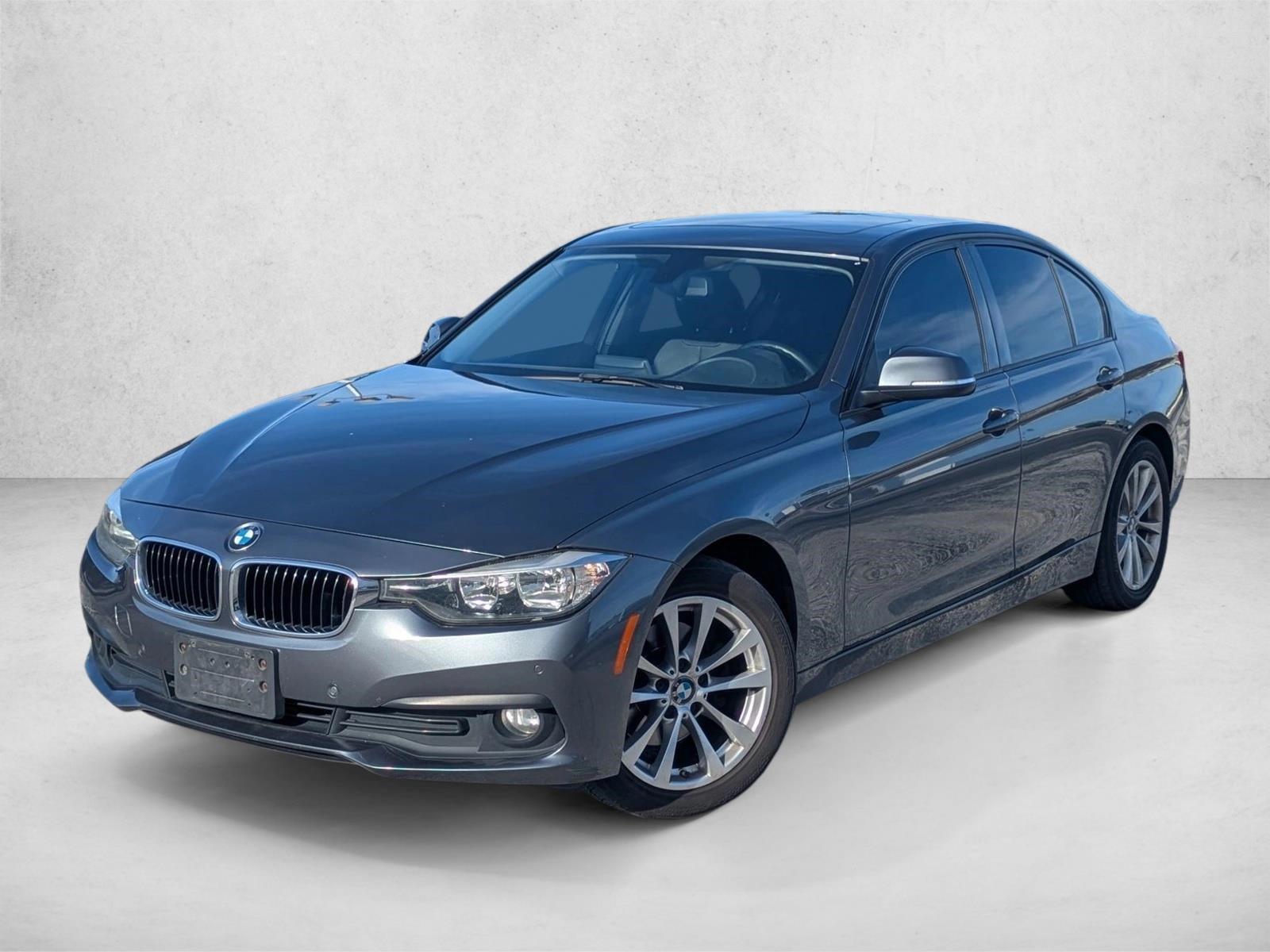 Thumbnail: 2016 BMW 3 Series - 1