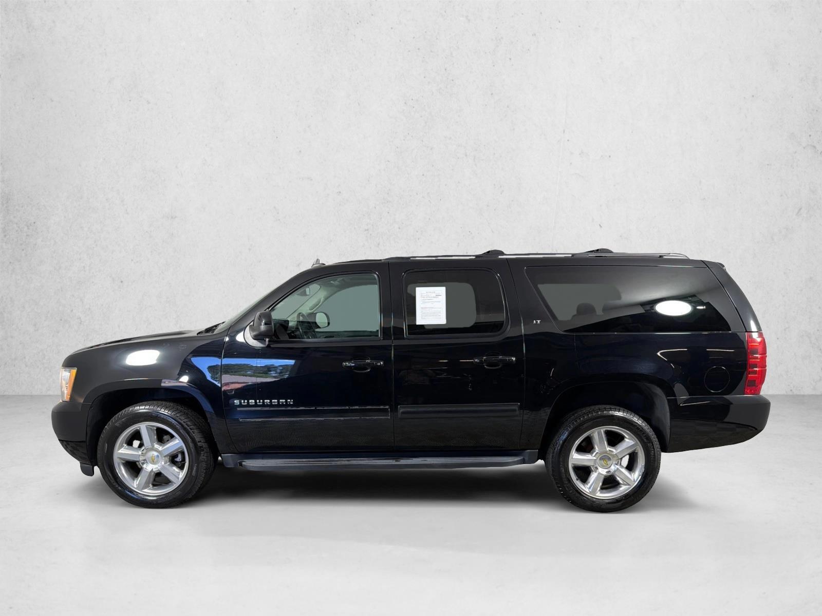 Thumbnail: 2014 Chevrolet Suburban - 2