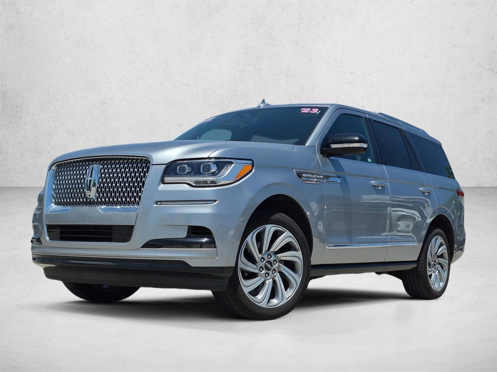Thumbnail: 2023 Lincoln Navigator - 1