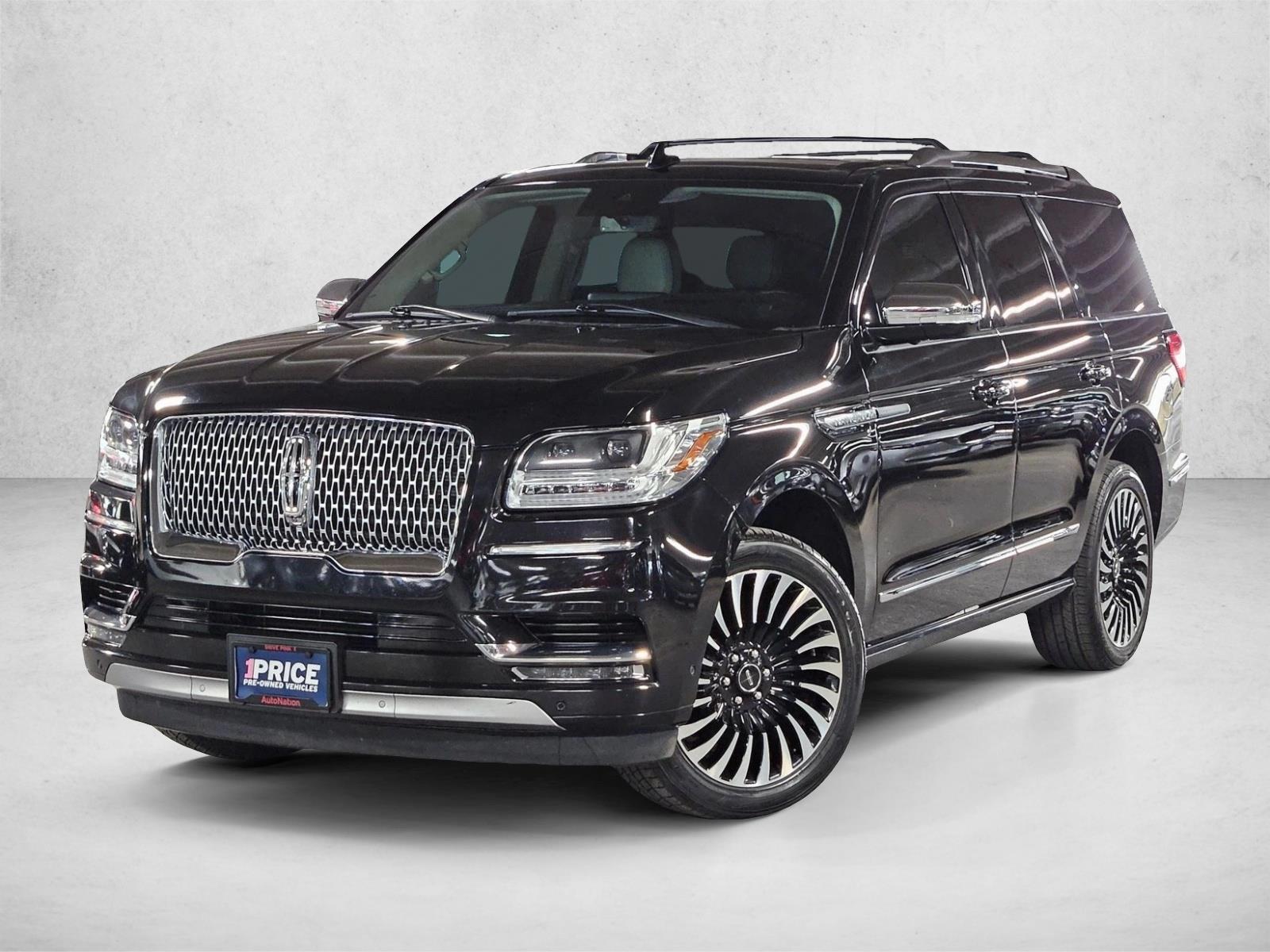 Thumbnail: 2020 Lincoln Navigator - 1