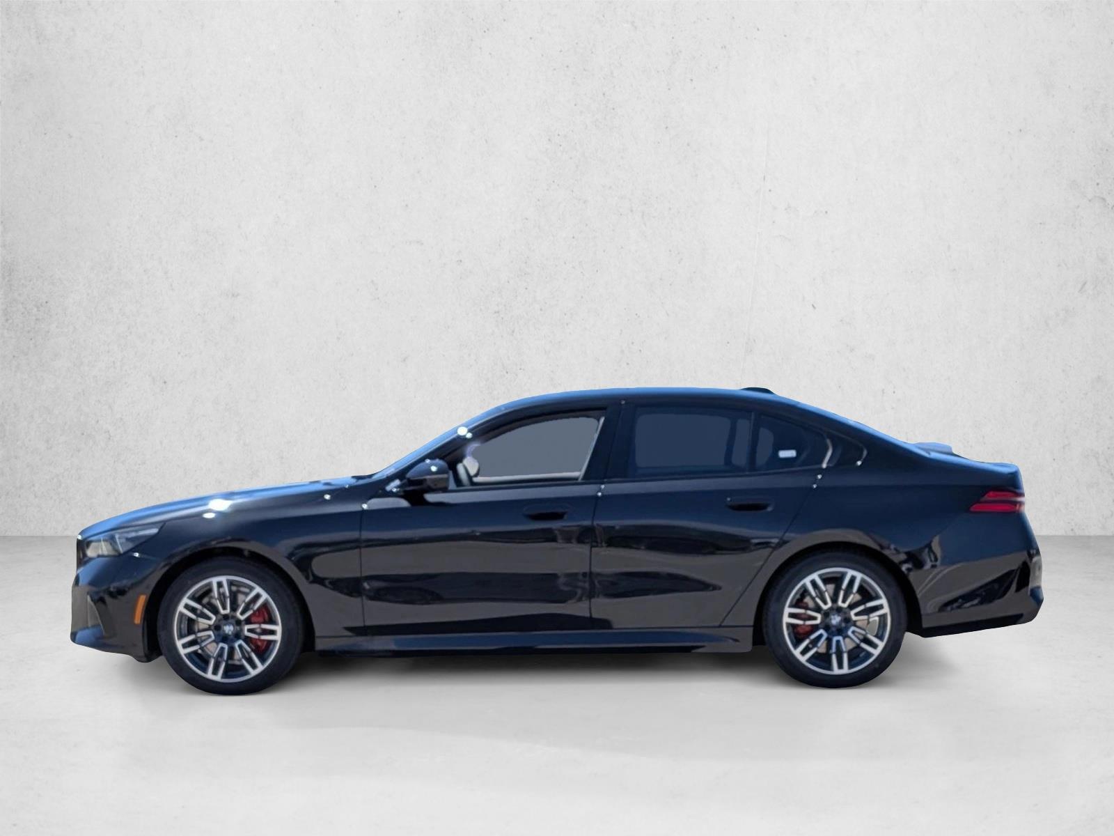 Thumbnail: 2026 BMW 5 Series - 2