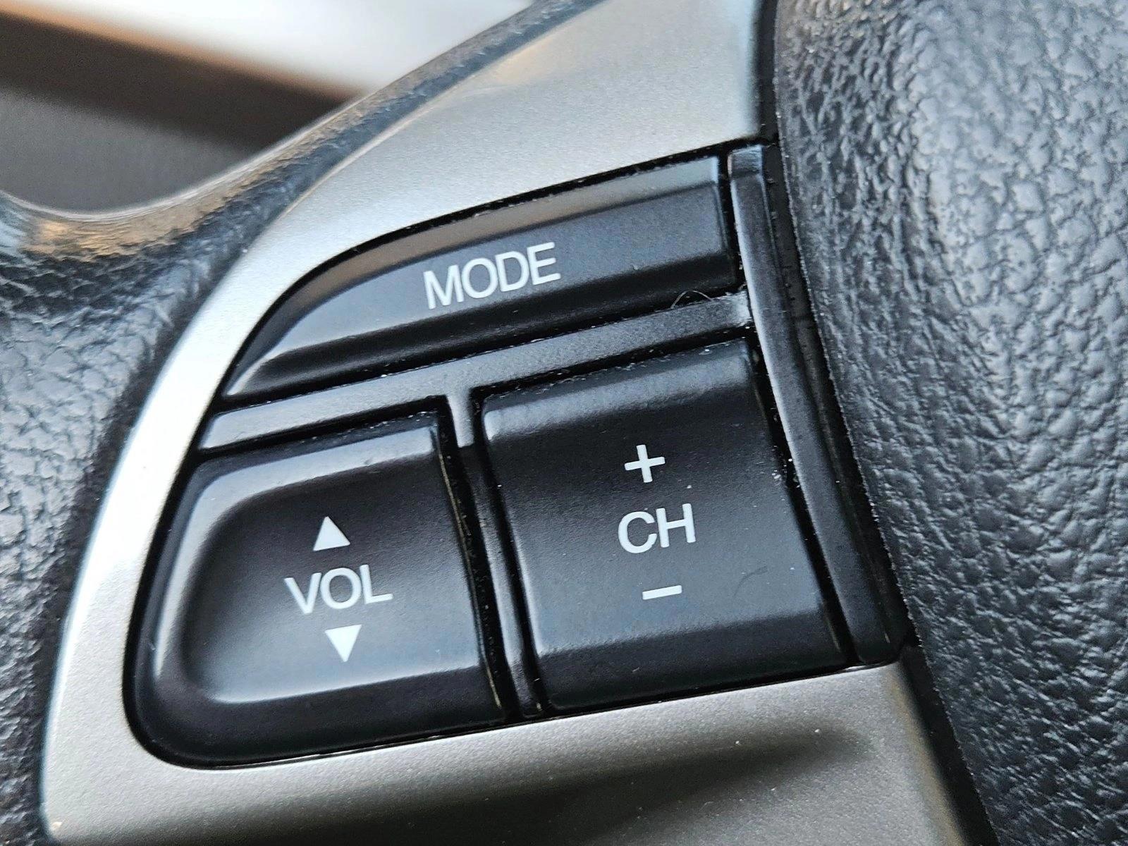 2011 Honda Accord LX-P - Photo 12