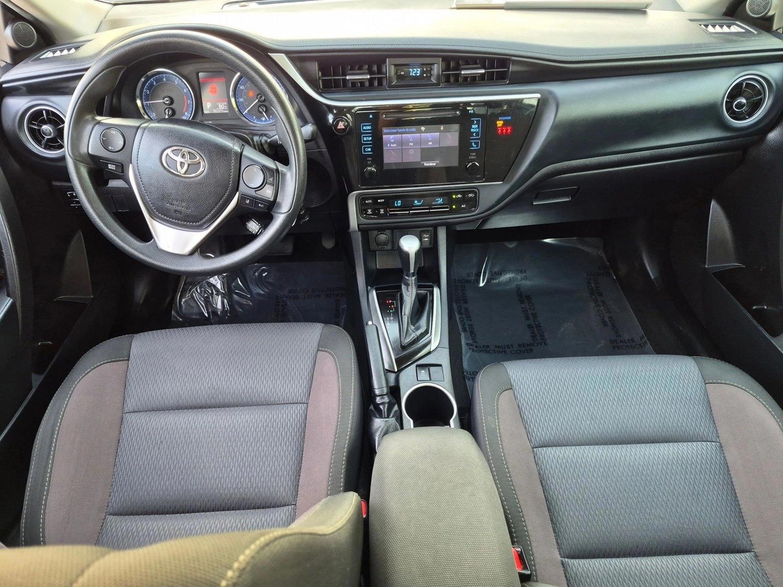 Thumbnail: 2018 Toyota Corolla - 3