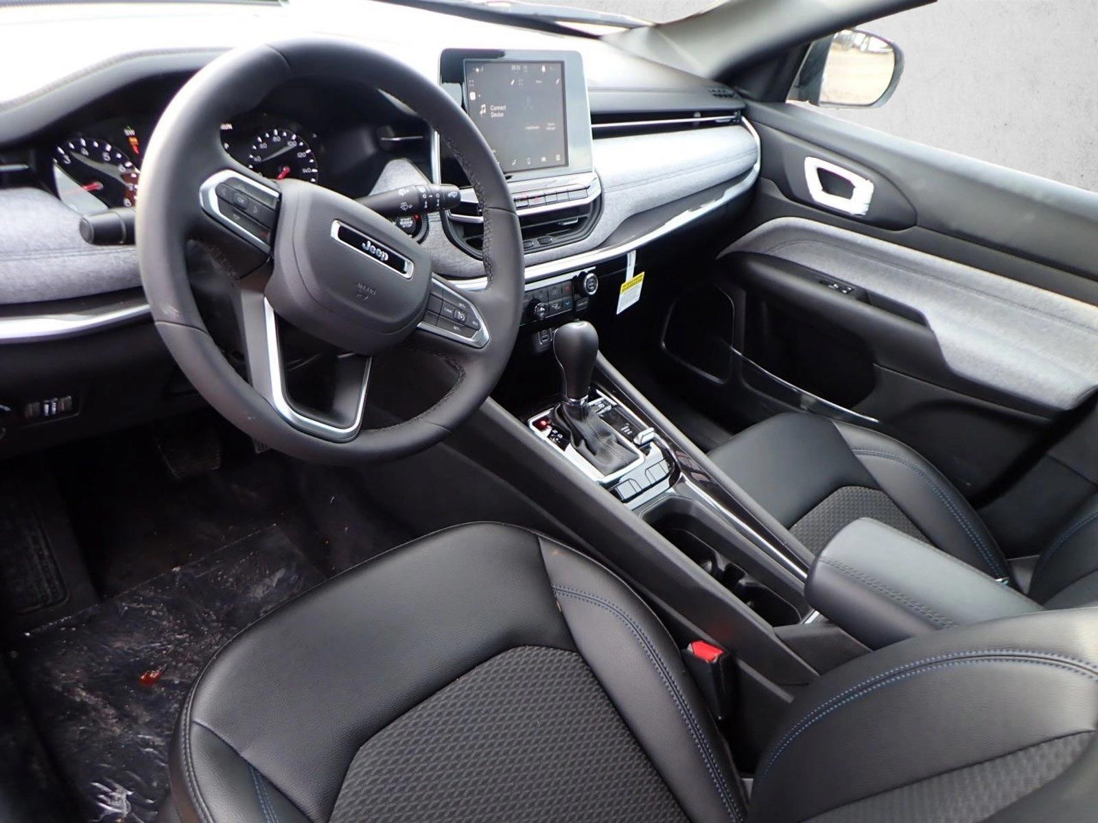 Thumbnail: 2026 Jeep Compass - 3