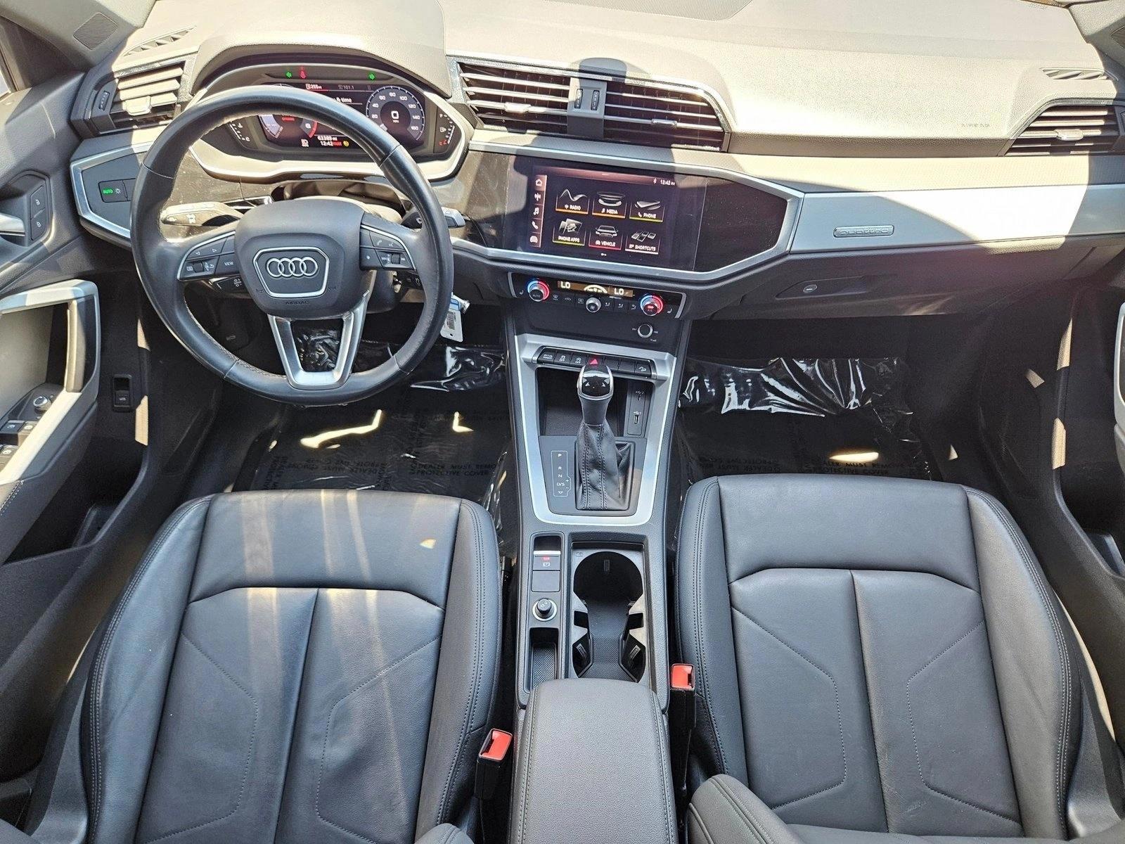 Thumbnail: 2021 Audi Q3 - 4