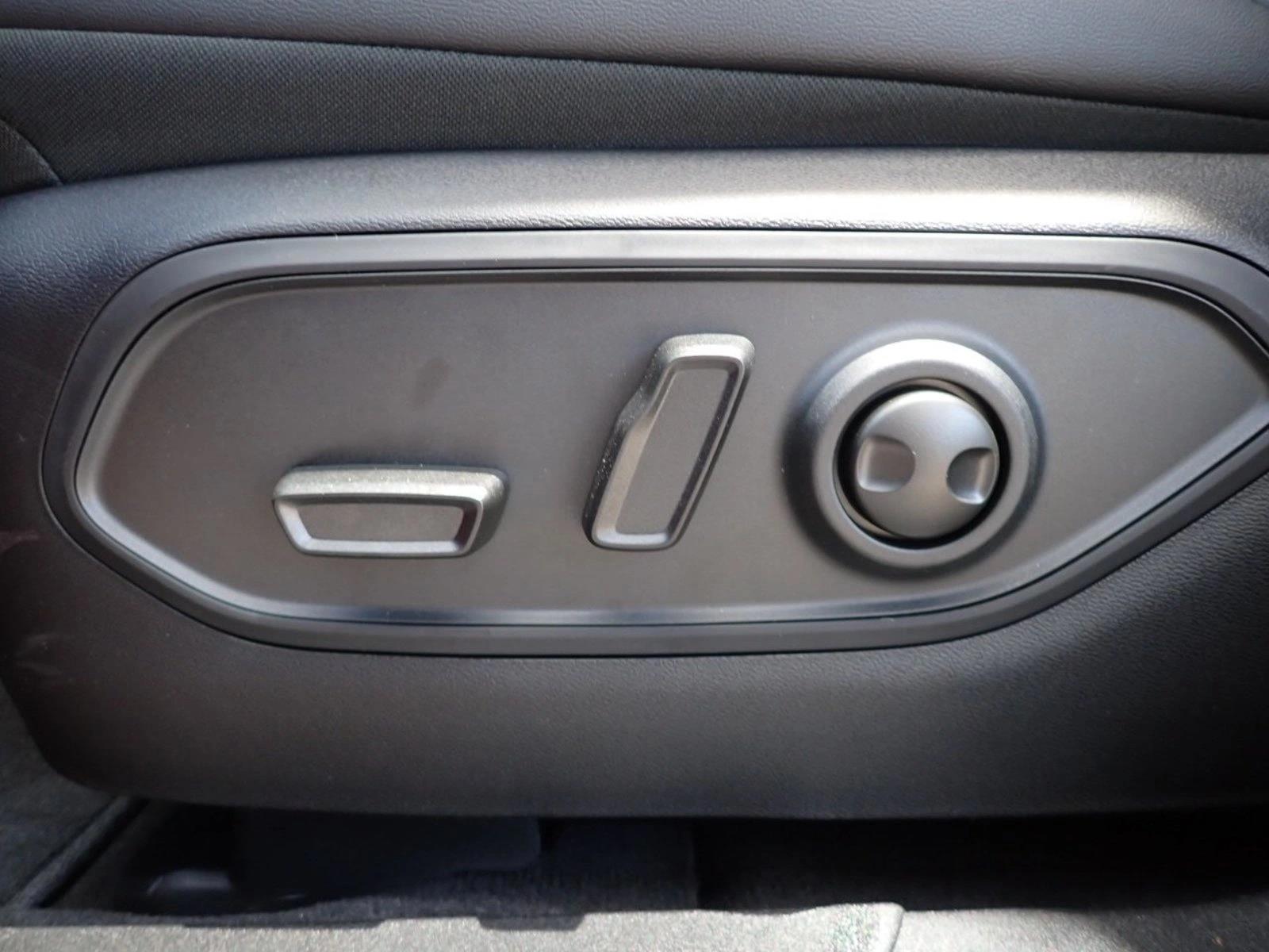 Thumbnail: 2026 Jeep Cherokee - 3