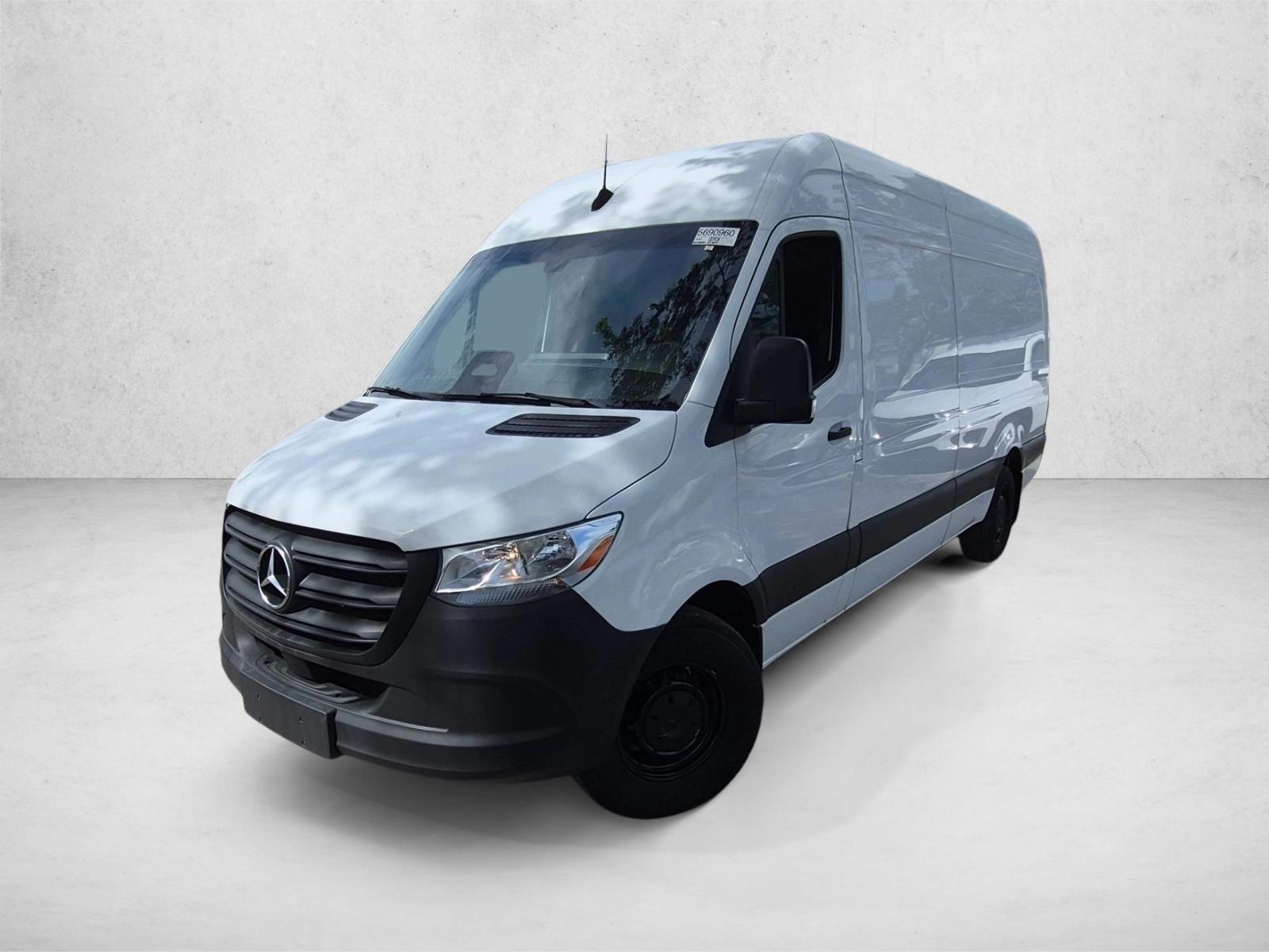2025 Mercedes-Benz Sprinter Cargo Van Base