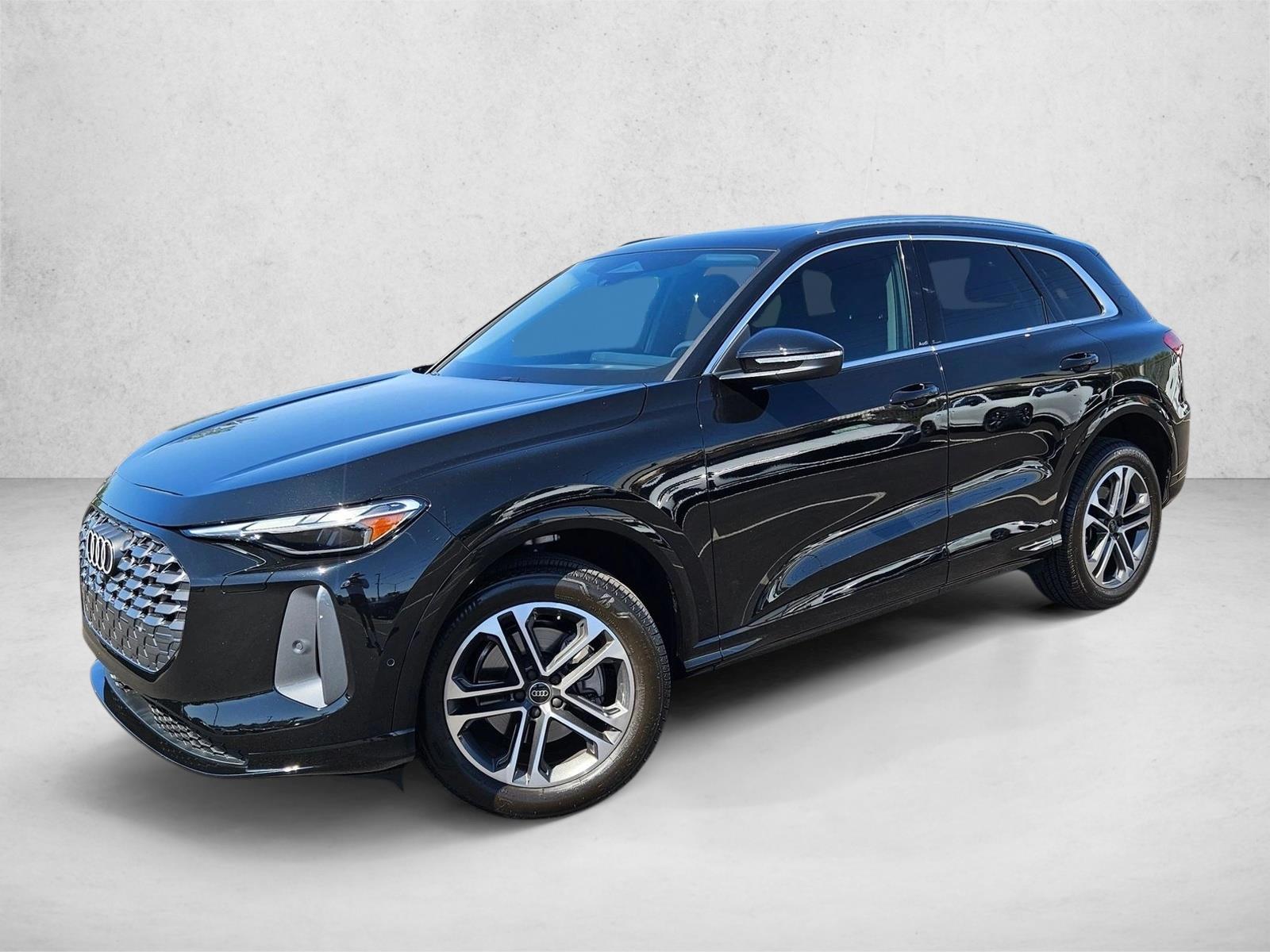 Thumbnail: 2025 Audi Q5 - 1