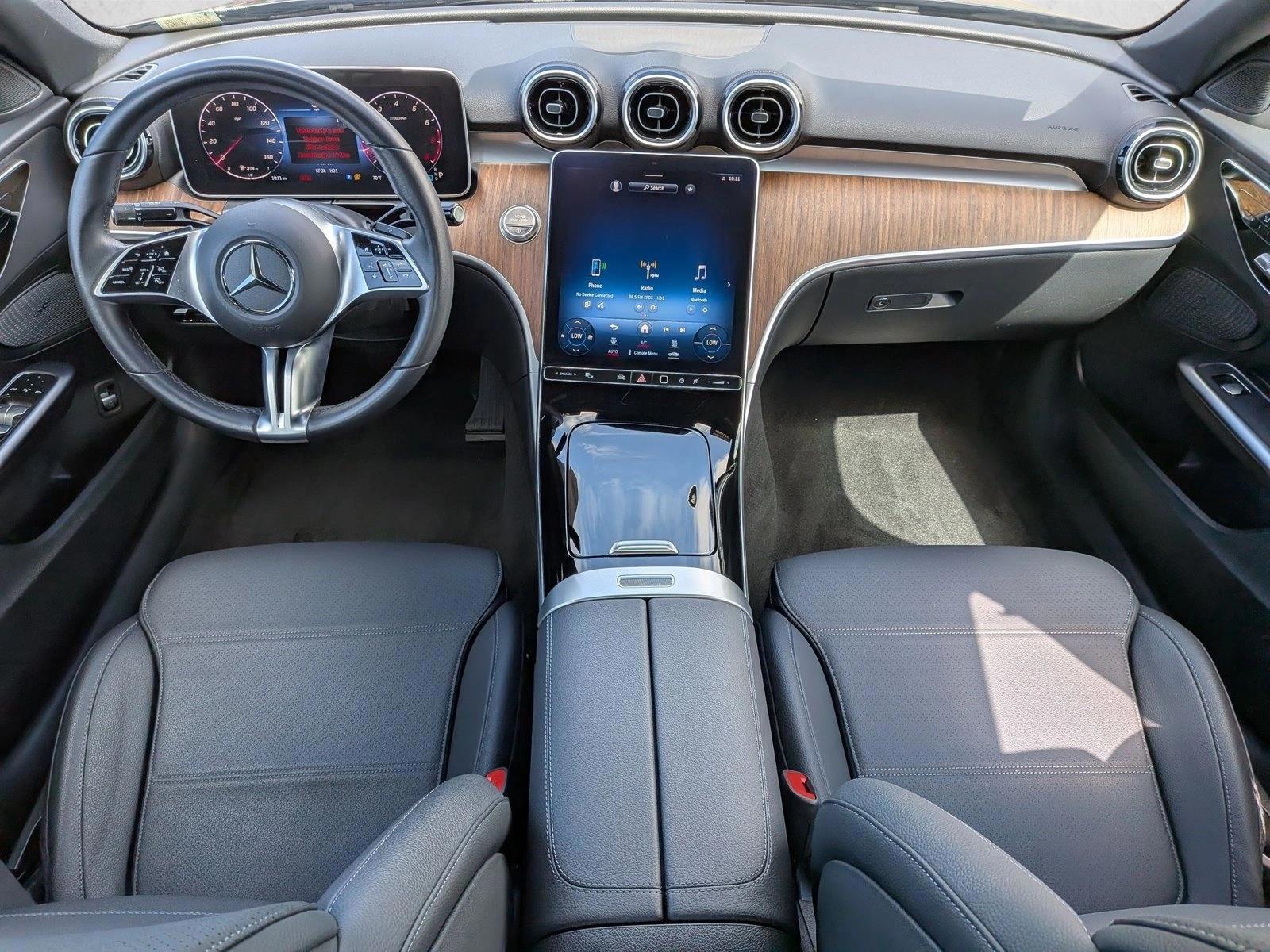 Thumbnail: 2024 Mercedes-Benz C-Class - 4