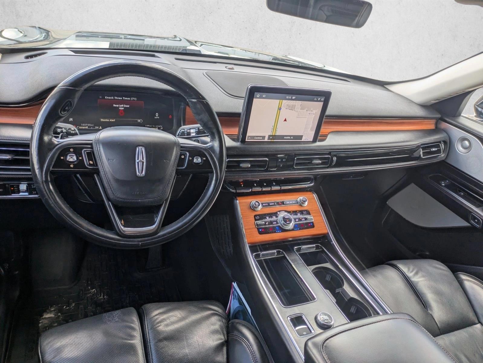 Thumbnail: 2020 Lincoln Aviator - 4