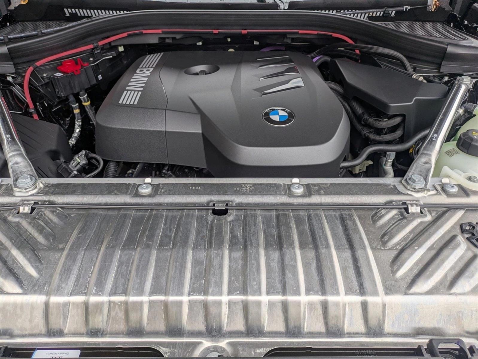 2026 BMW X3 30 - Photo 18