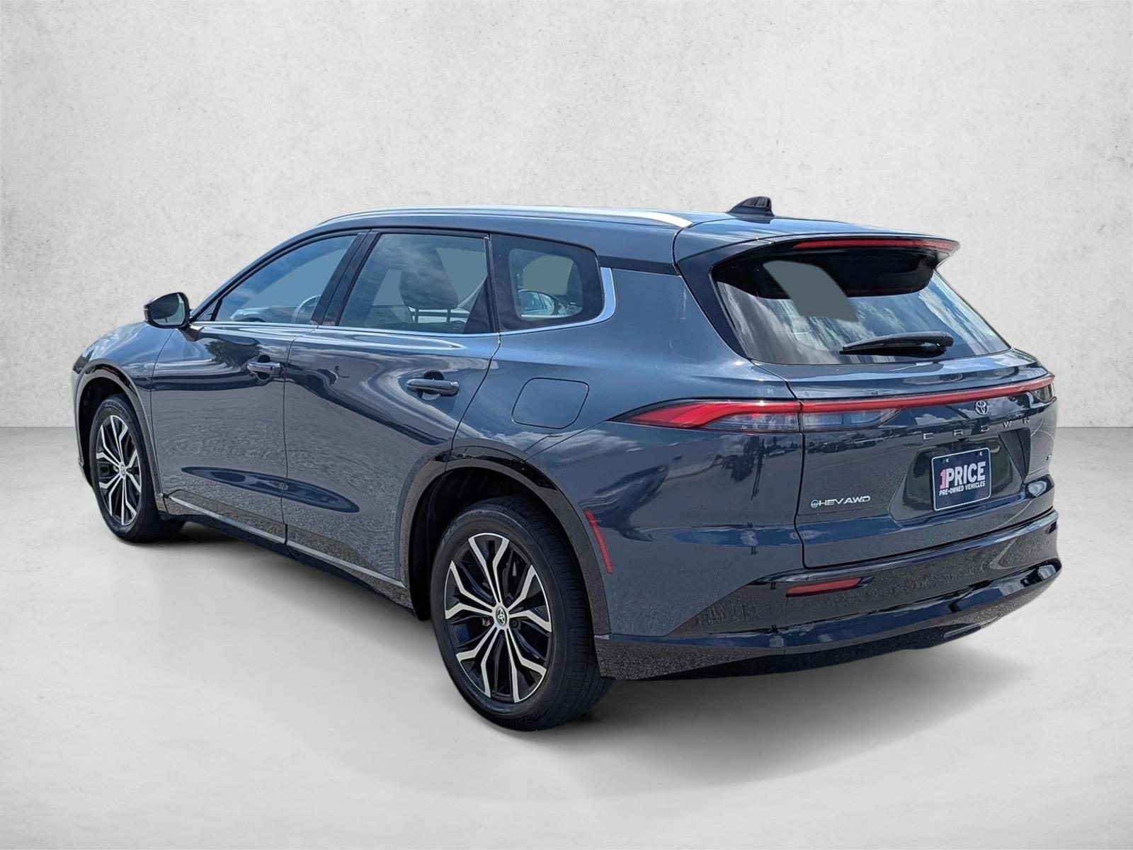 2025 Toyota Crown Signia