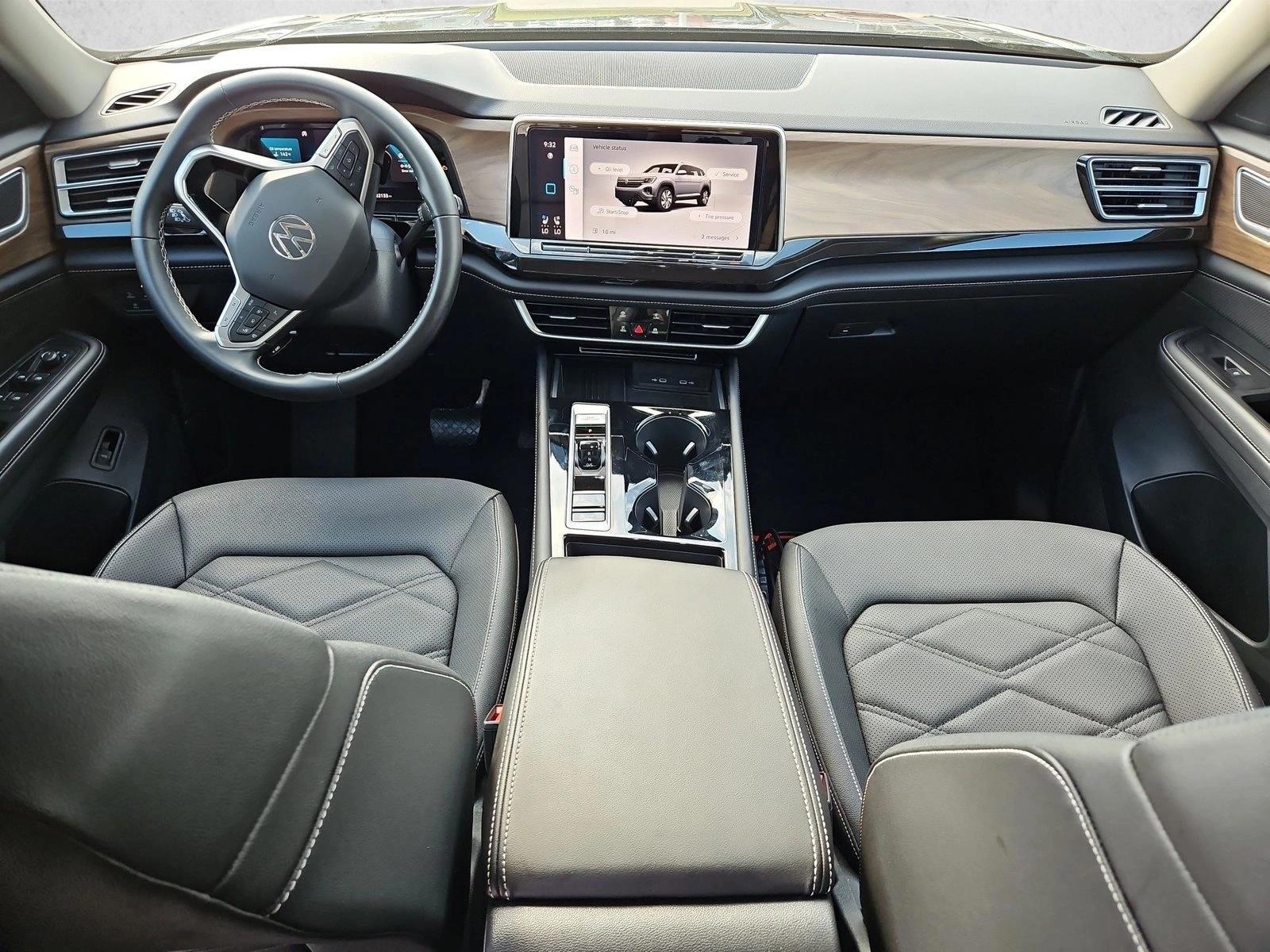Thumbnail: 2026 Volkswagen Atlas - 3